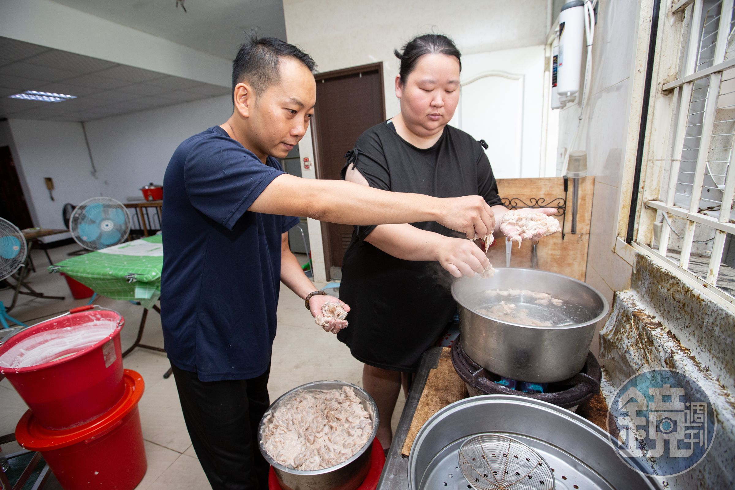 唐茂檳(左)與妻子謝婉婷(右)結婚16年,感情非常好。