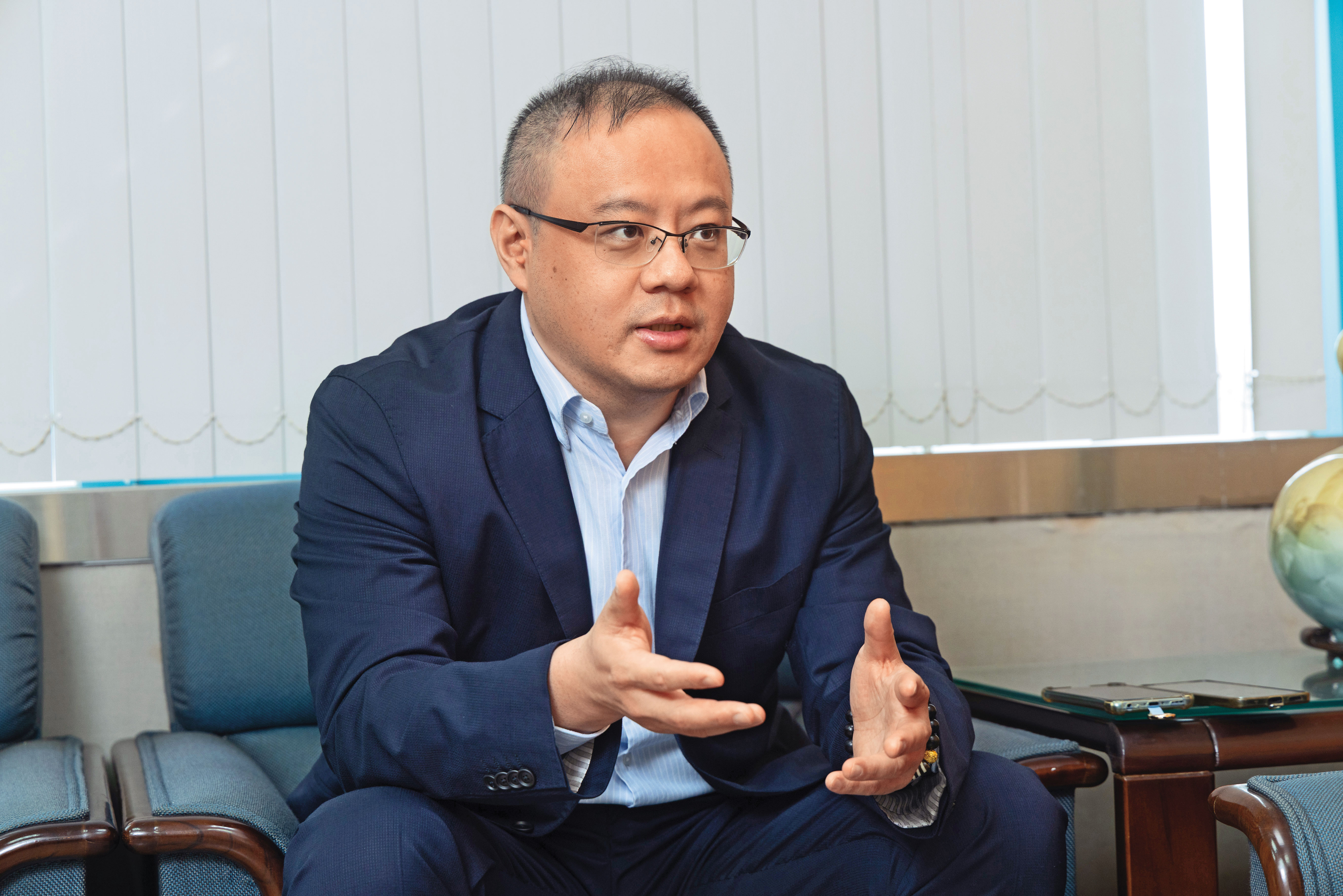 冠軍建材總經理林祐宇接受本刊專訪，暢談經營理念。