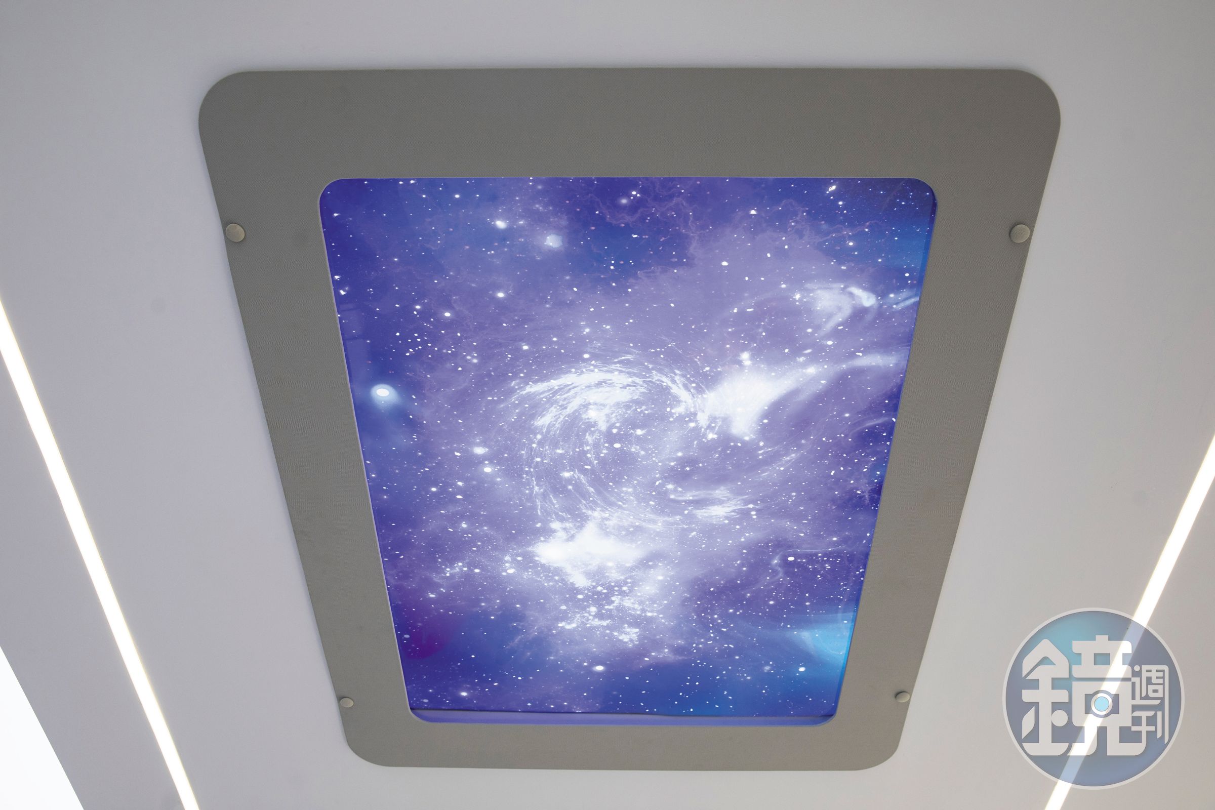 陳鏗勝相當看好用於車頂的星空頂。