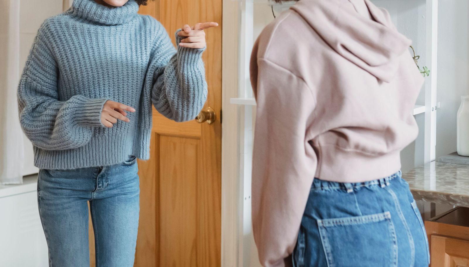 街上偶遇前媳婦沒打招呼!公婆怒罵「太目中無人」 網一面倒酸:是要問候你祖宗十八代嗎