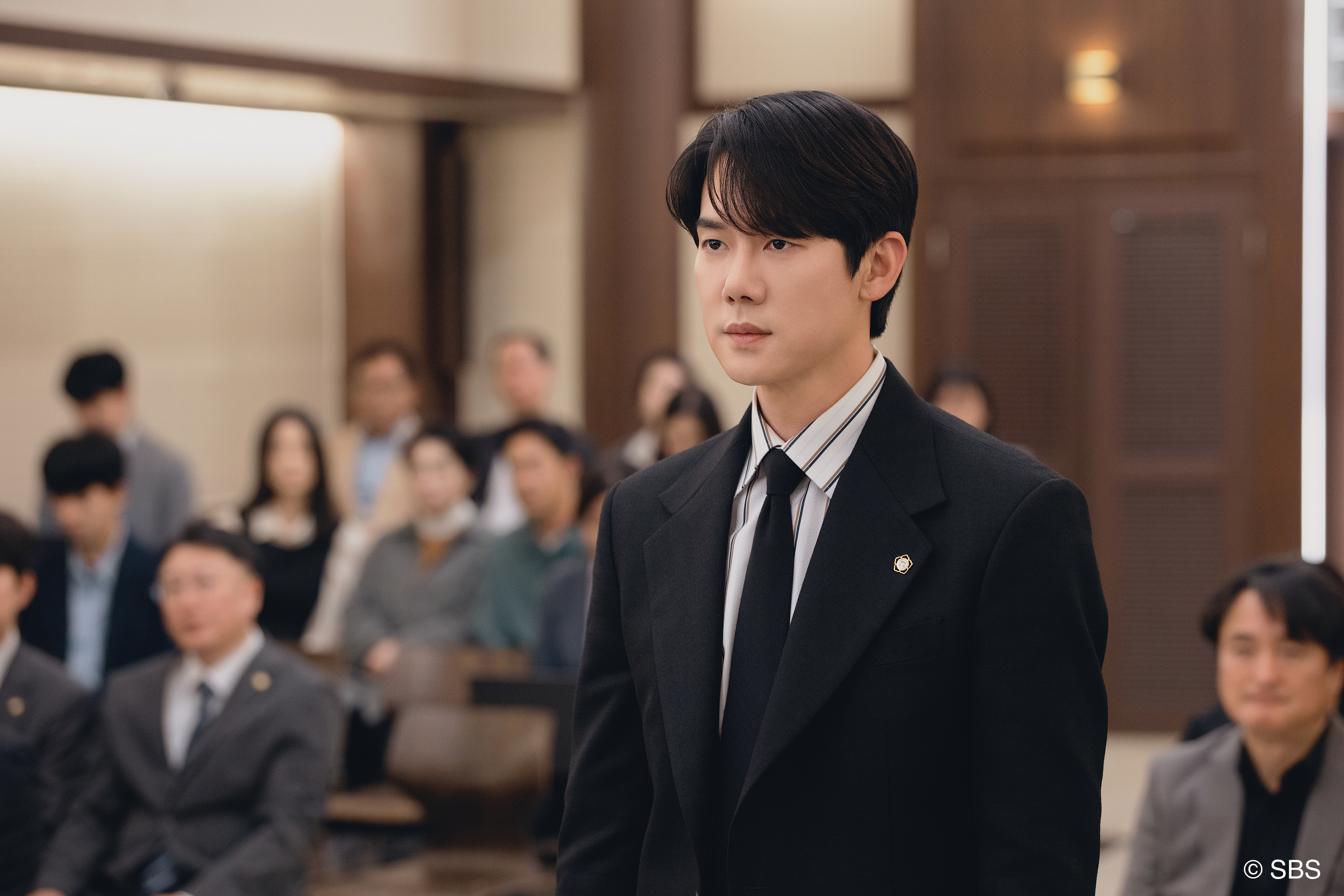 柳演錫主演《神與律師事務所》即將在3月13日播出。（Hami Video提供）