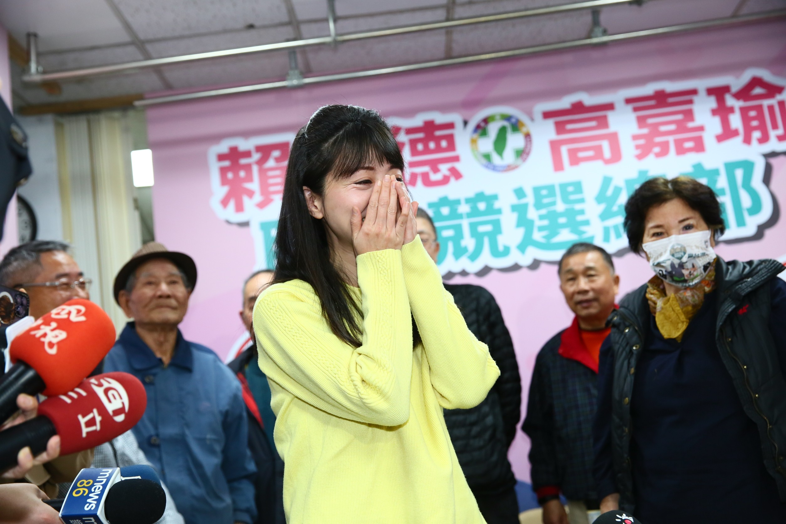 高嘉瑜宣布敗選！李彥秀重返港湖。