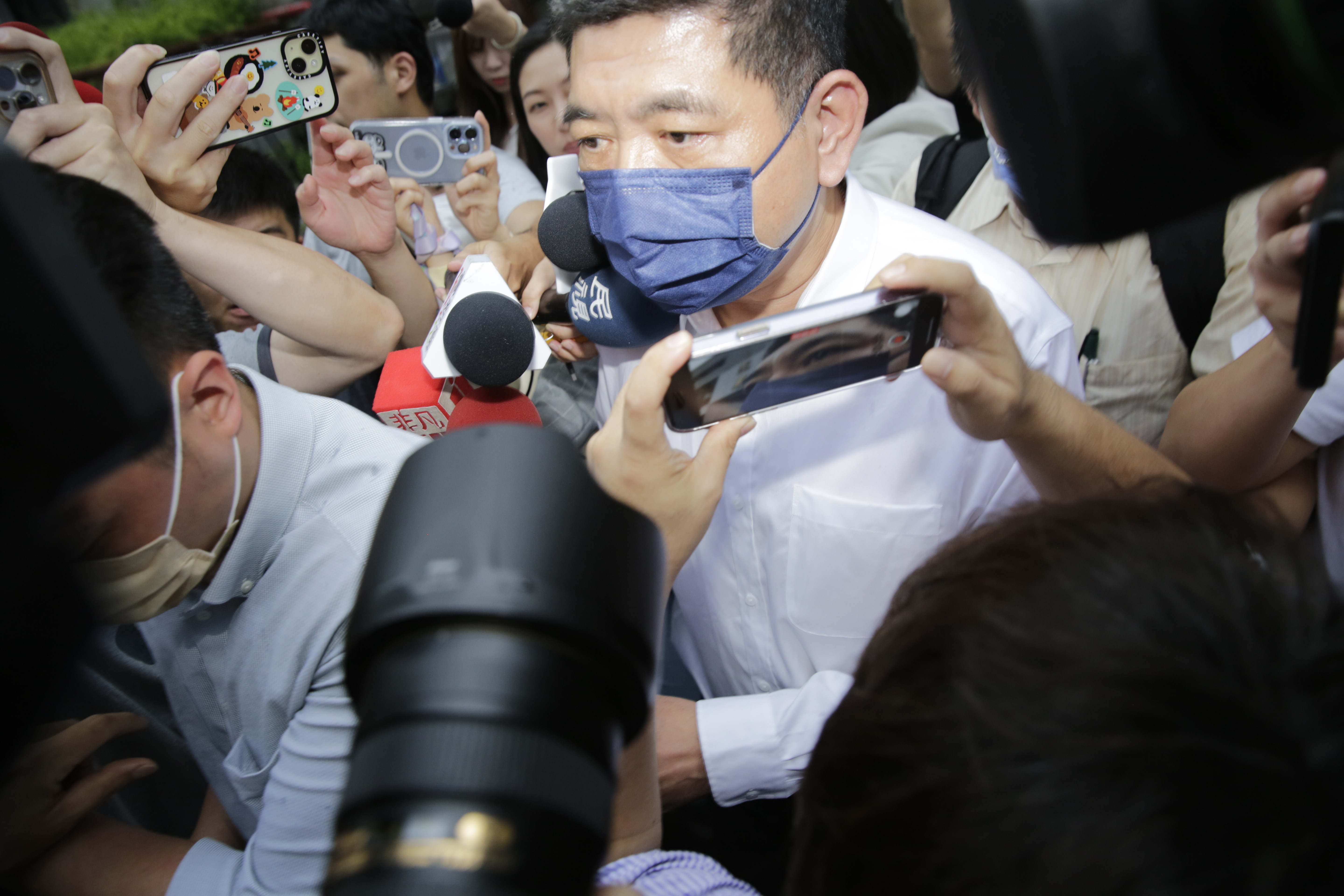 NONO性侵今首度開庭現身地院。