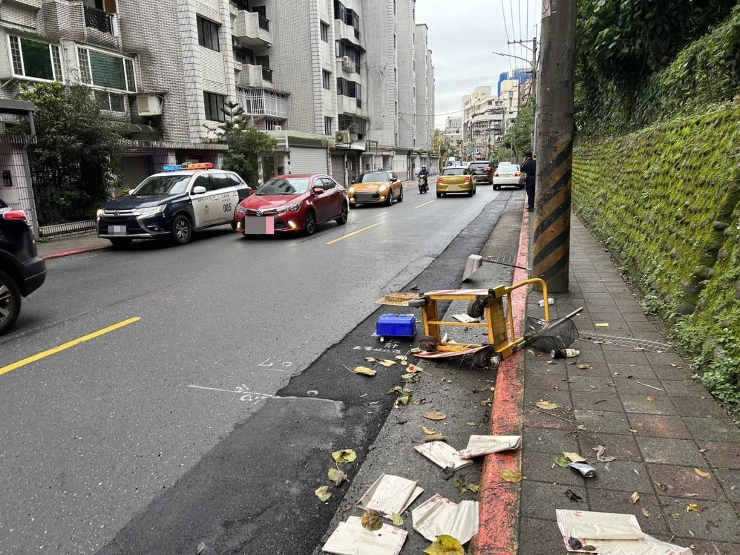 王夢麟酒駕車禍事故所幸未造成人員受傷。(翻攝畫面)