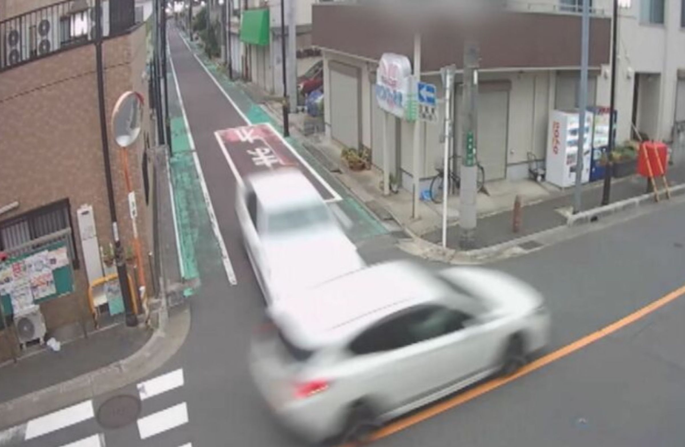 一名居住在日本的中國18歲男子酒後開車,撞上一輛小客車導致駕駛死亡。(翻攝X)