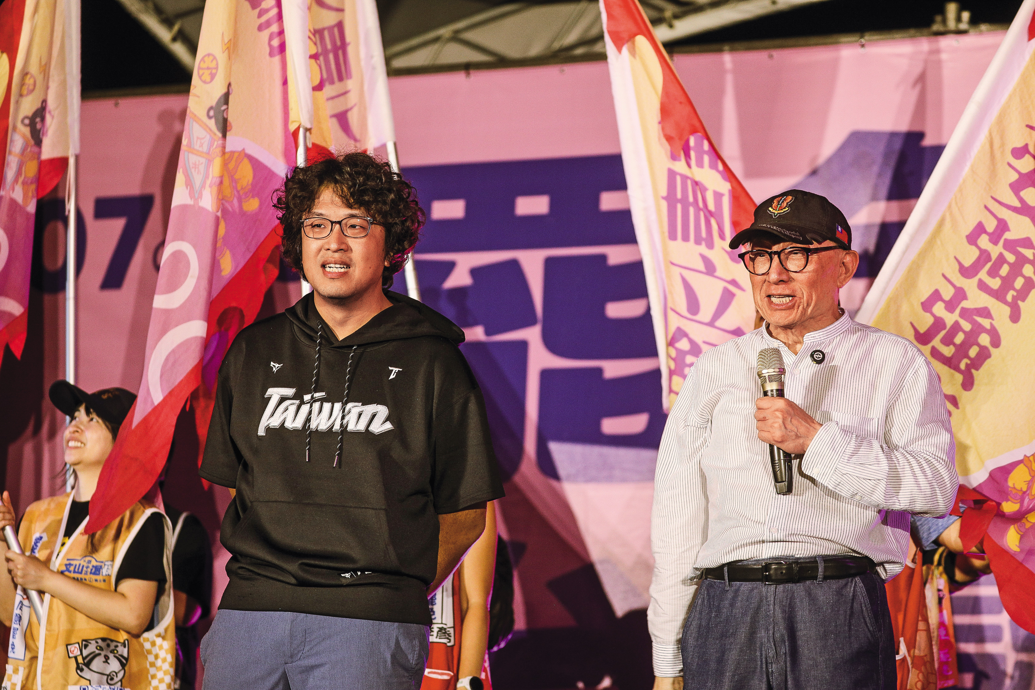 本刊掌握，沈伯洋獲徵召前因空間不夠用，最後是聯電創辦人曹興誠出手調協場地，成為該團隊草創時期的秘密基地。（鏡報鄒保祥攝）