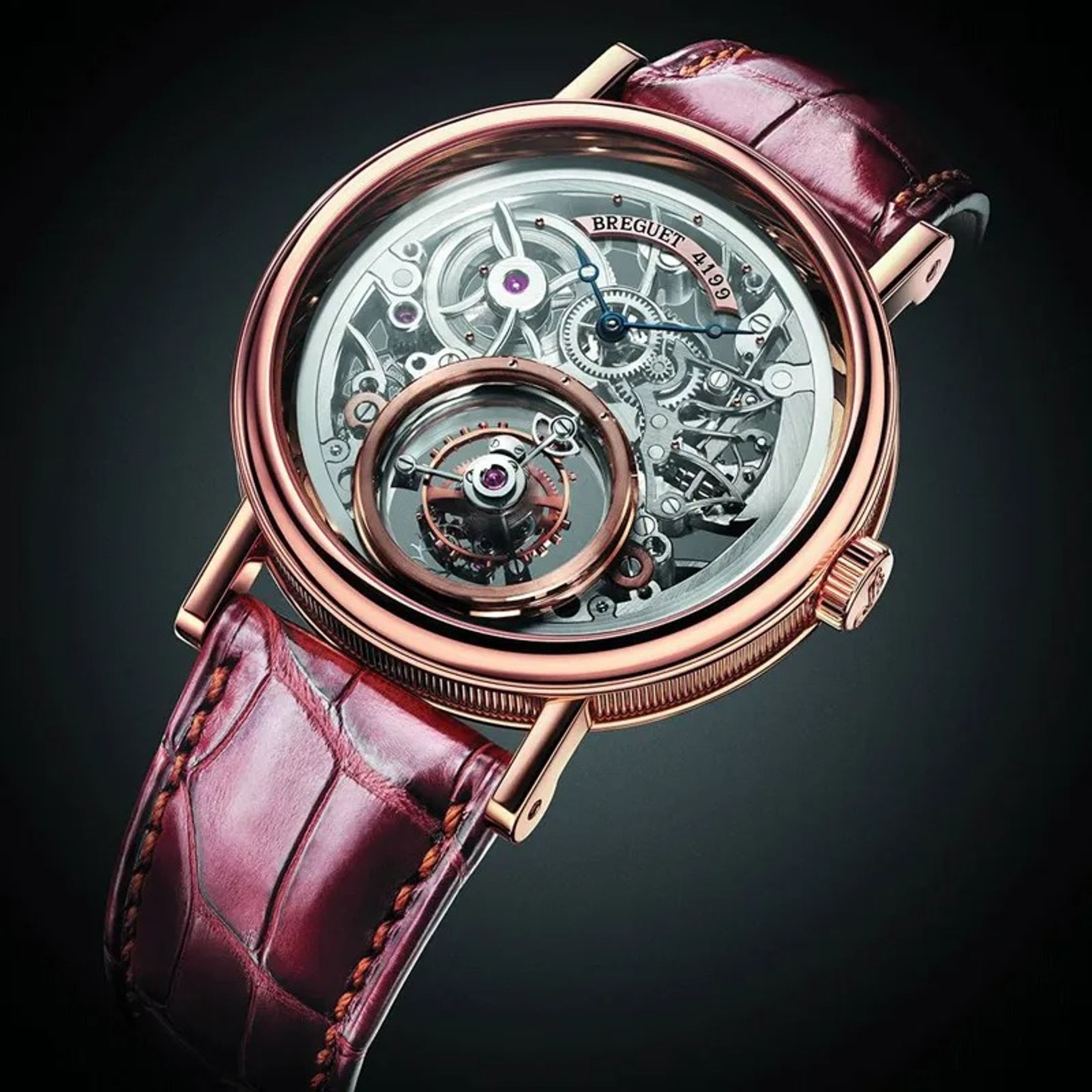 2007 年的 Classique Tourbillon Messidor 5335,當時便以藍寶石圓盤創造無上橋的「神祕陀飛輪」設計。