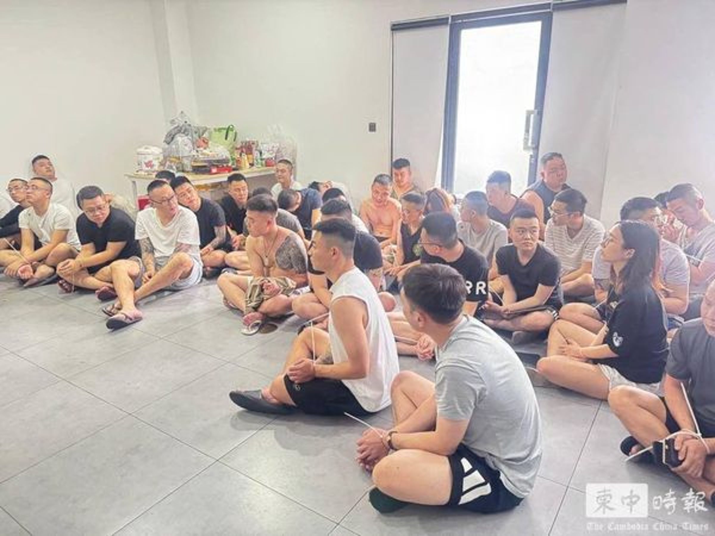 柬埔寨政府近日大規模掃蕩境內詐騙園區，逮捕近千名涉嫌詐騙的嫌犯，其中有75名台灣人。（翻攝柬中時報）
