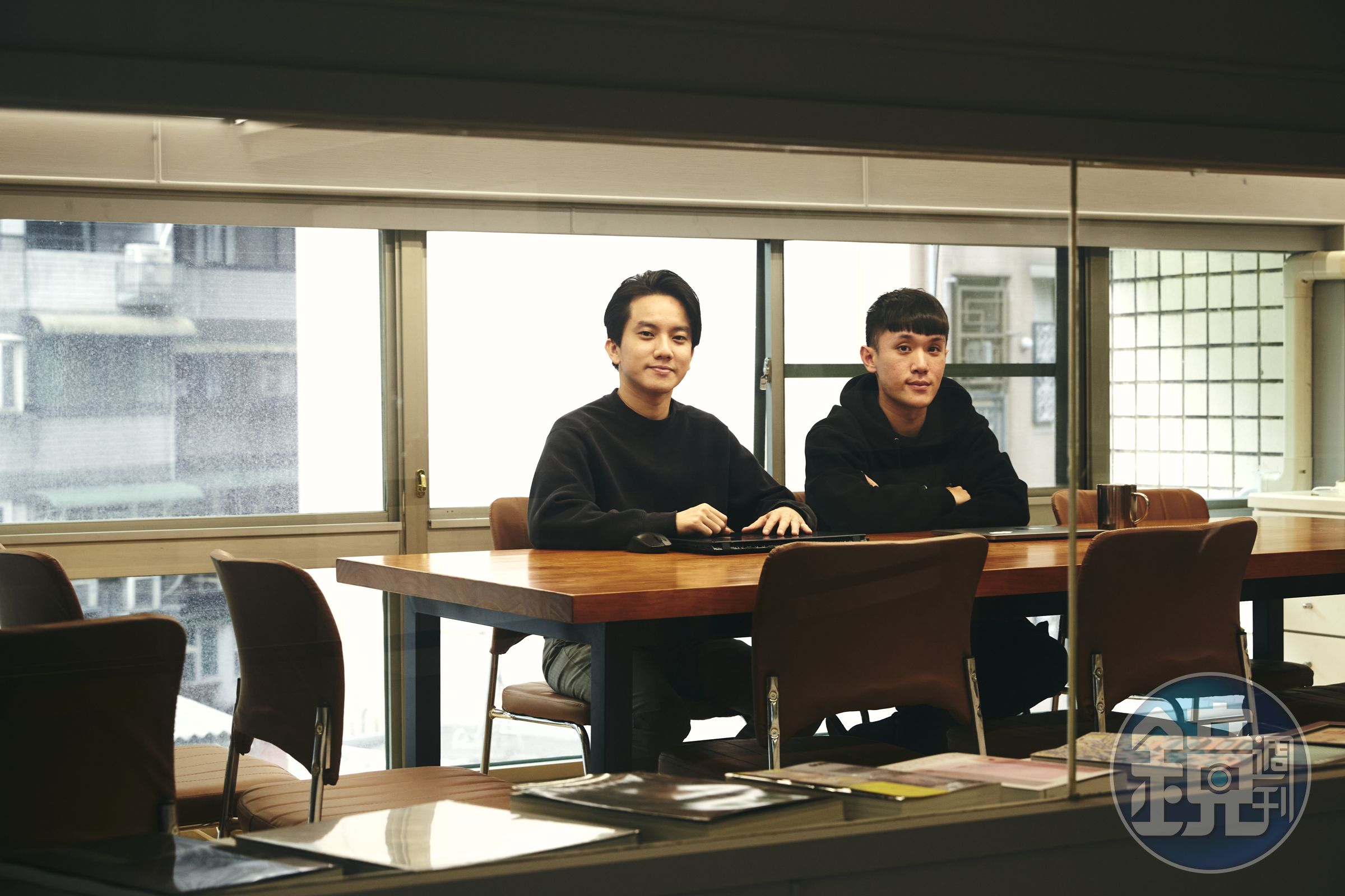 ARTOGO共同創辦人兼執行長楊仁豪(左)、ARTOGO共同創辦人兼行銷長莊少維(右)。