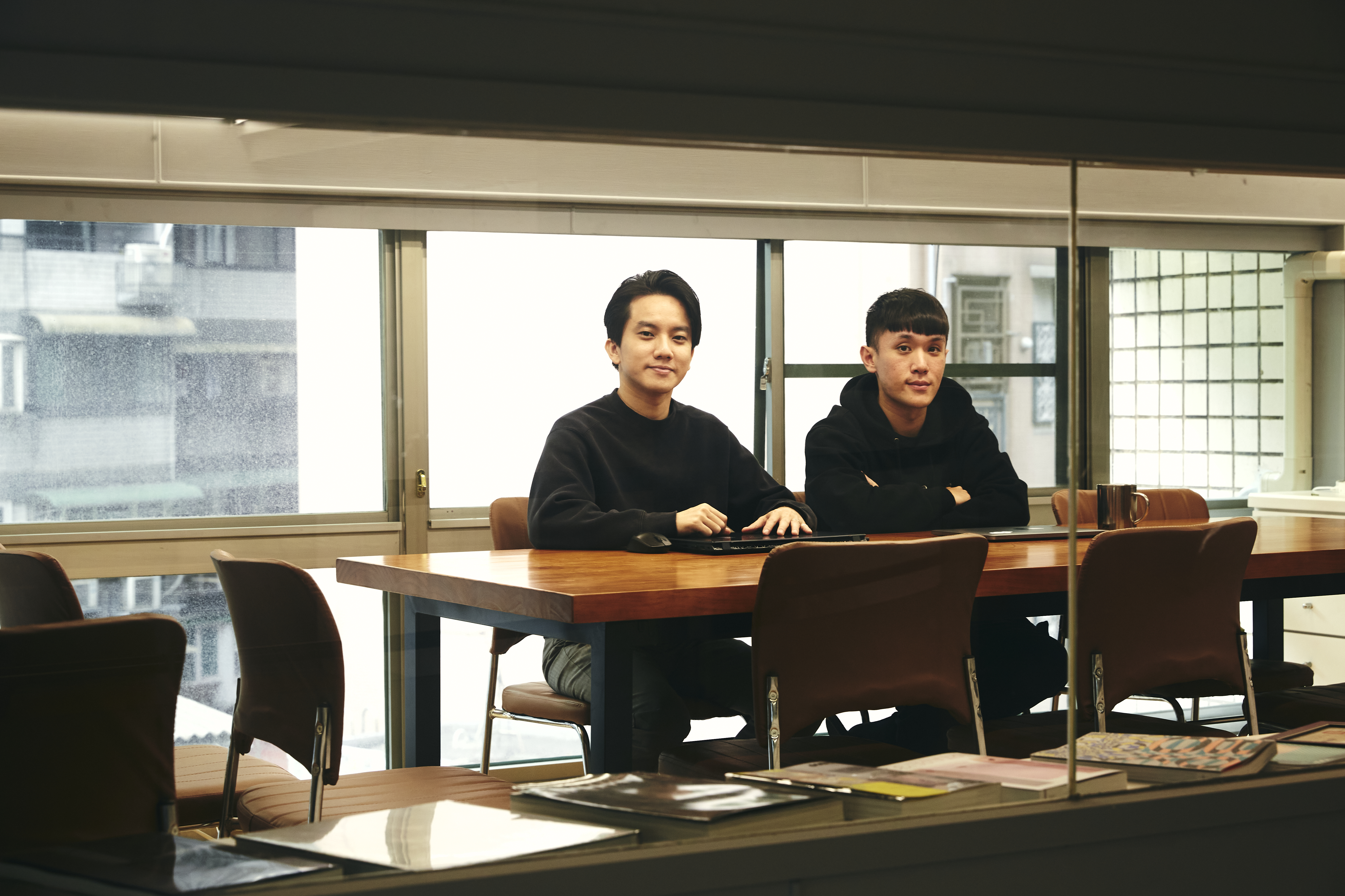 ARTOGO共同創辦人兼執行長楊仁豪(左)、ARTOGO共同創辦人兼行銷長莊少維(右)。