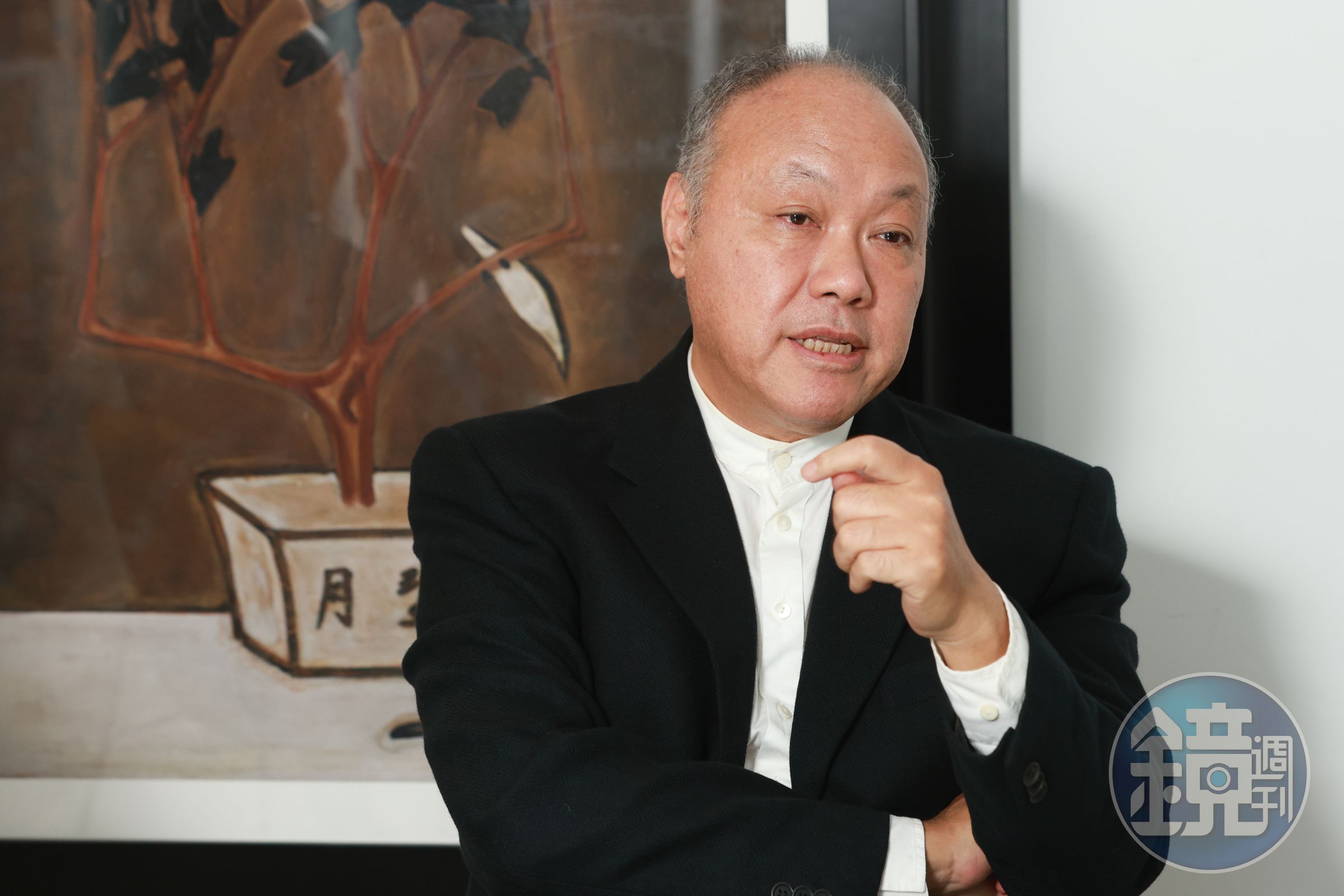 王鈞認為，沈玉琳是演藝圈幕後轉幕前的代表人物。