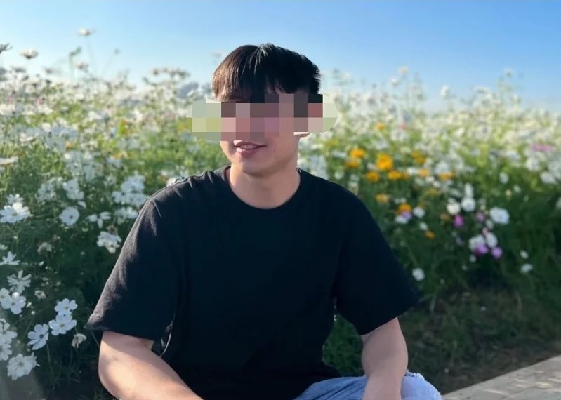 逢甲大學吳姓碩一生上月遭校內老榕樹倒塌壓死。（翻攝自臉書）