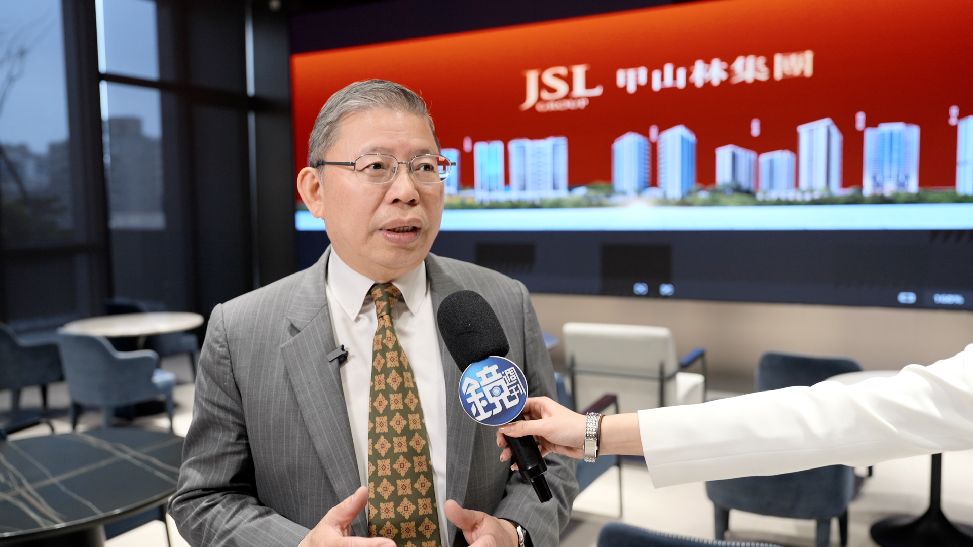愛山林副董事長張境在表示，首購族最大壓力多來自資金門檻，建議以「先求有、再求好」思維進場，透過彈性付款機制提早累積資產。