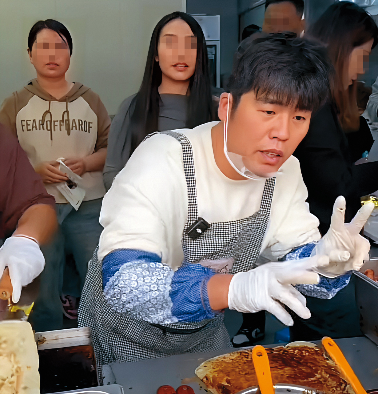 周董2號「粥餅倫」當然只能比2了！（翻攝自32.cn知協）