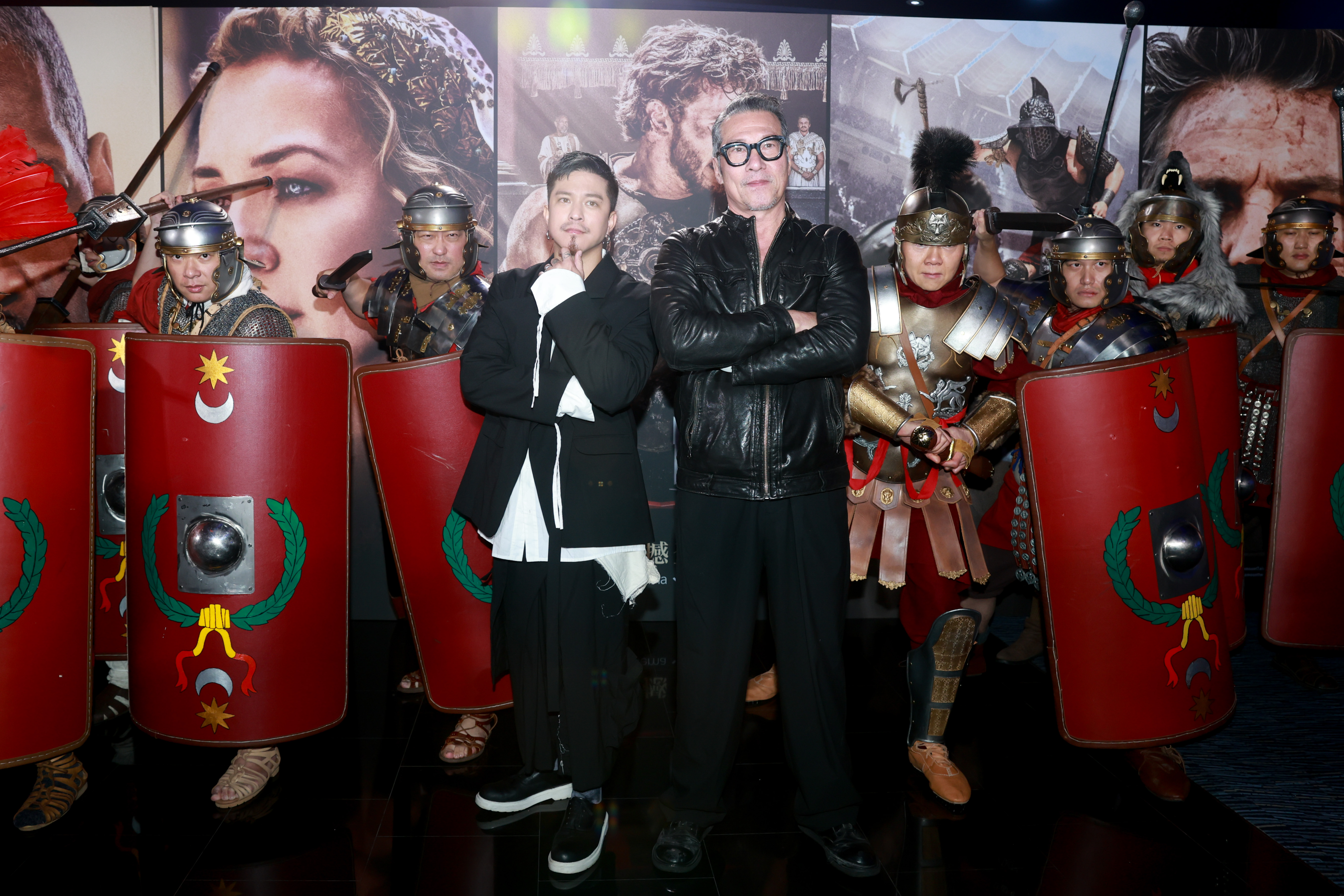 黃遠（左）與黃仲昆（右）父子檔出席《神鬼戰士 II》首映。