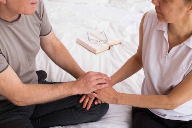 英國研究發現，高達近8成受訪者認為步入中年後更加快樂、幸福。（示意圖，photoAC）