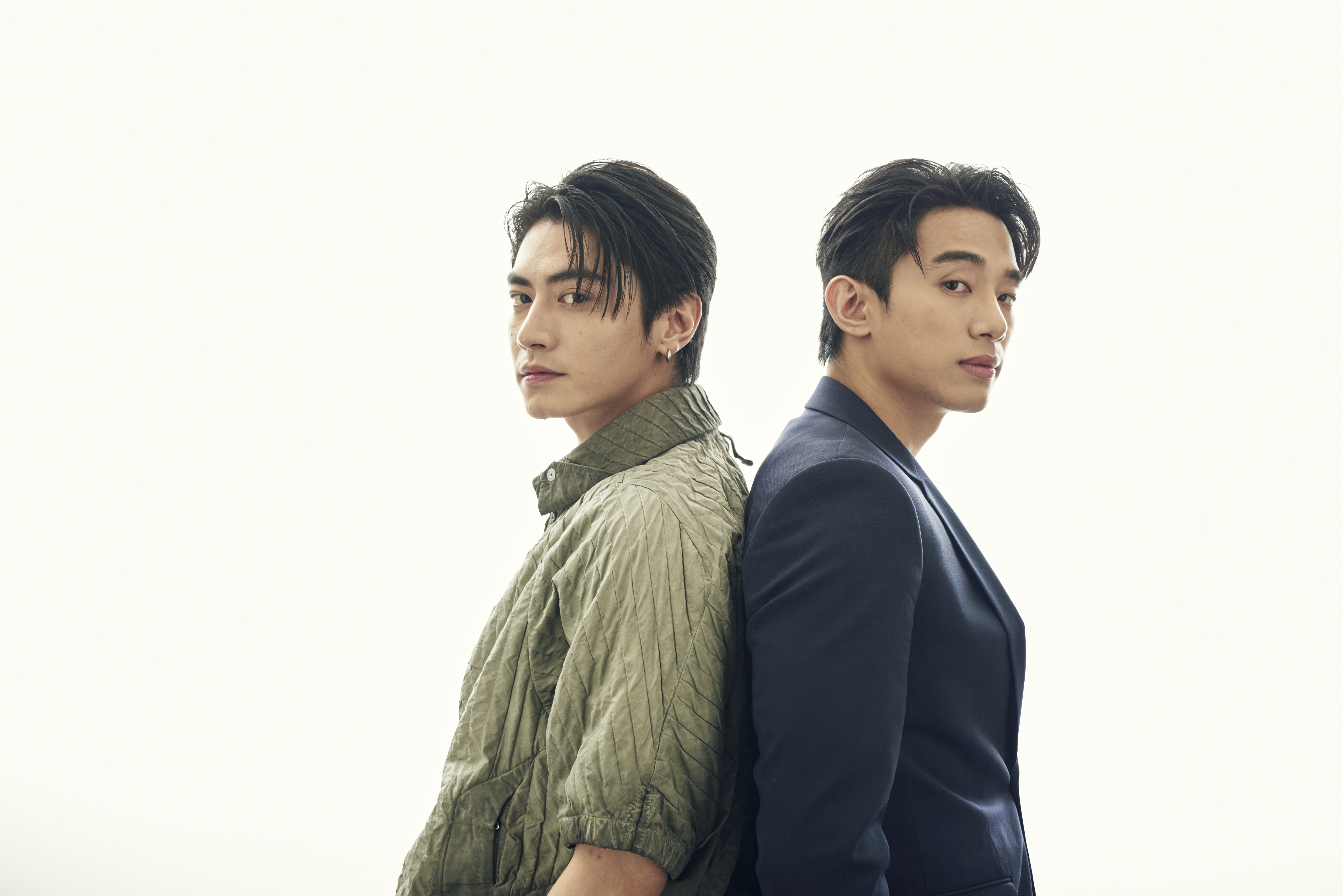 宋柏緯與初孟軒在戲中打造充滿情懷的曖昧感情，戲外站在一起也是氛圍感十足。