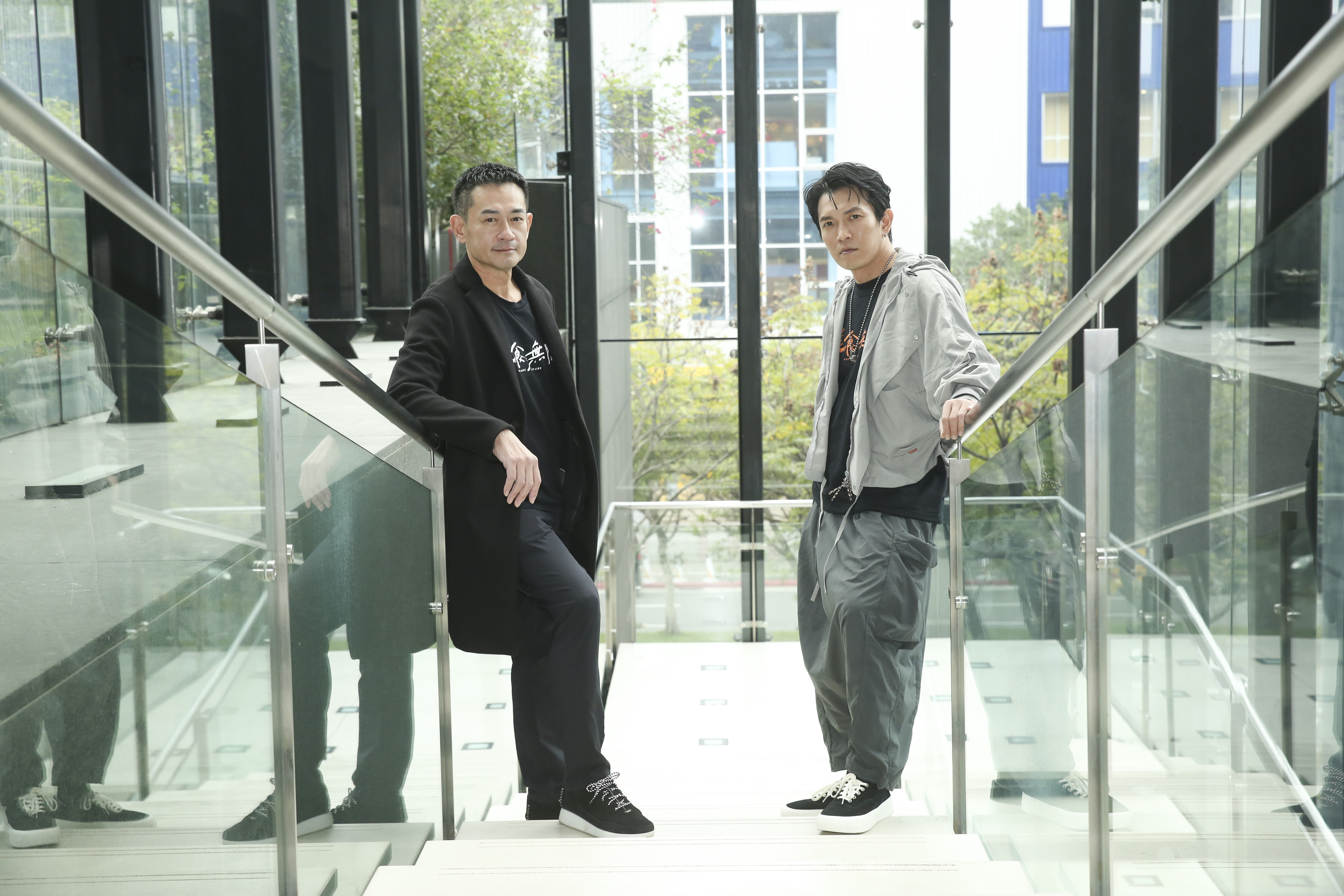 黃尚禾、柯叔元兩位劇中黑道角色合體。