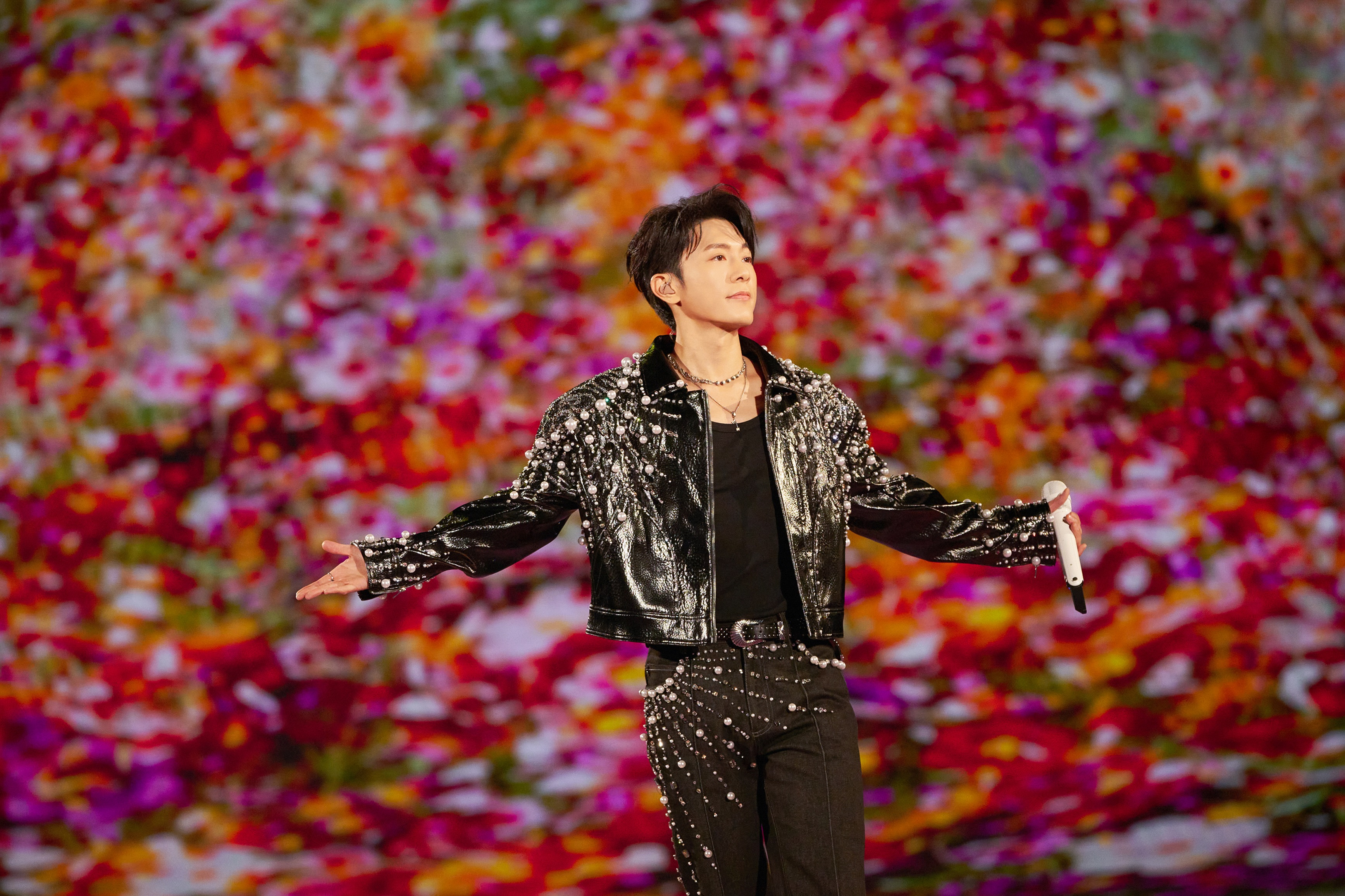 韋禮安「國泰世華銀行2026韋禮安HI WE1 韋，您好」巡迴演唱會第二場，今天在台北小巨蛋演出。（IMC提供）