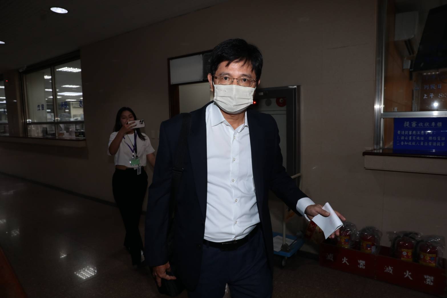 會計師范有偉今證稱曾從家中地下室車內拿出500萬元現金給柯文哲。（鏡報林煒凱攝）