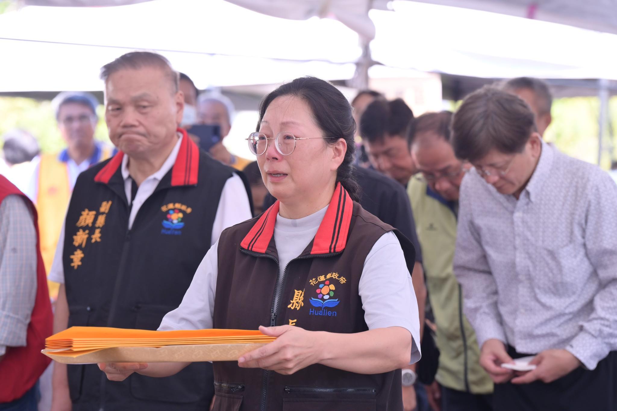 花蓮縣議員胡仁順昨po文，指縣長徐榛蔚神隱、缺席防颱會議。（翻攝臉書／徐榛蔚）