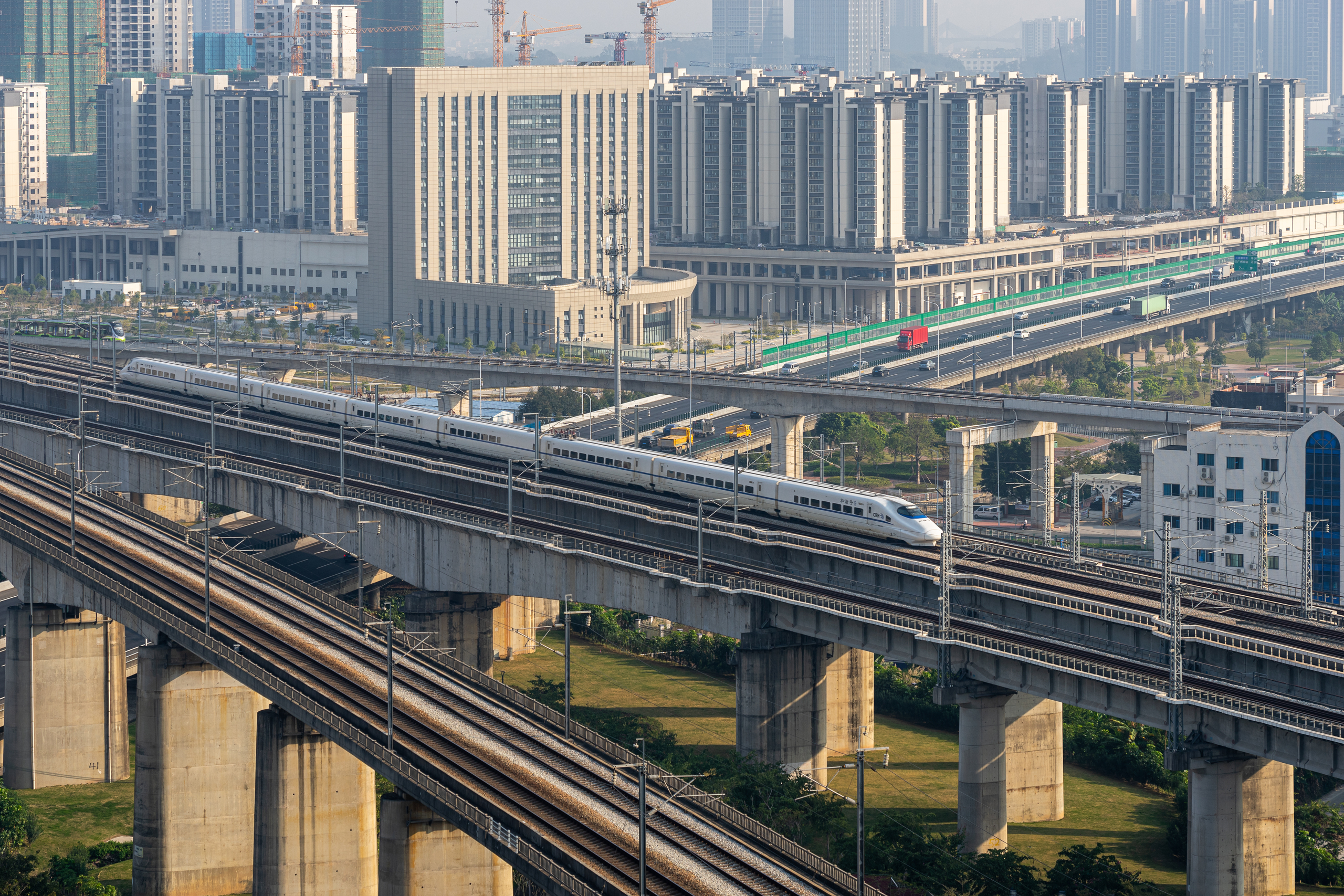 中國即日起推出線上申辦臨時通行證的服務。（示意圖，東方IC）