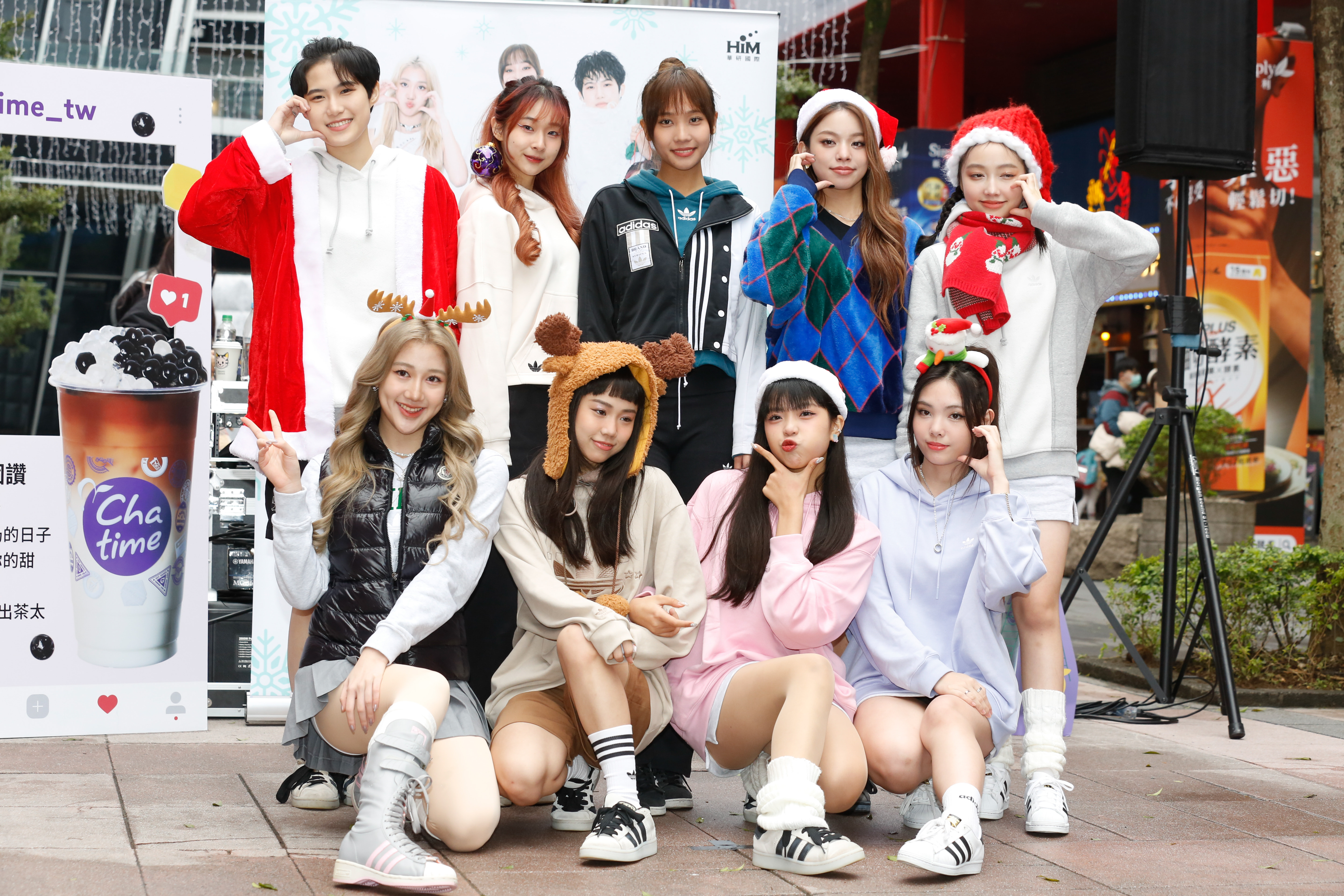 薄荷水晶babyMINT舉辦「耶誕快閃感謝祭」。