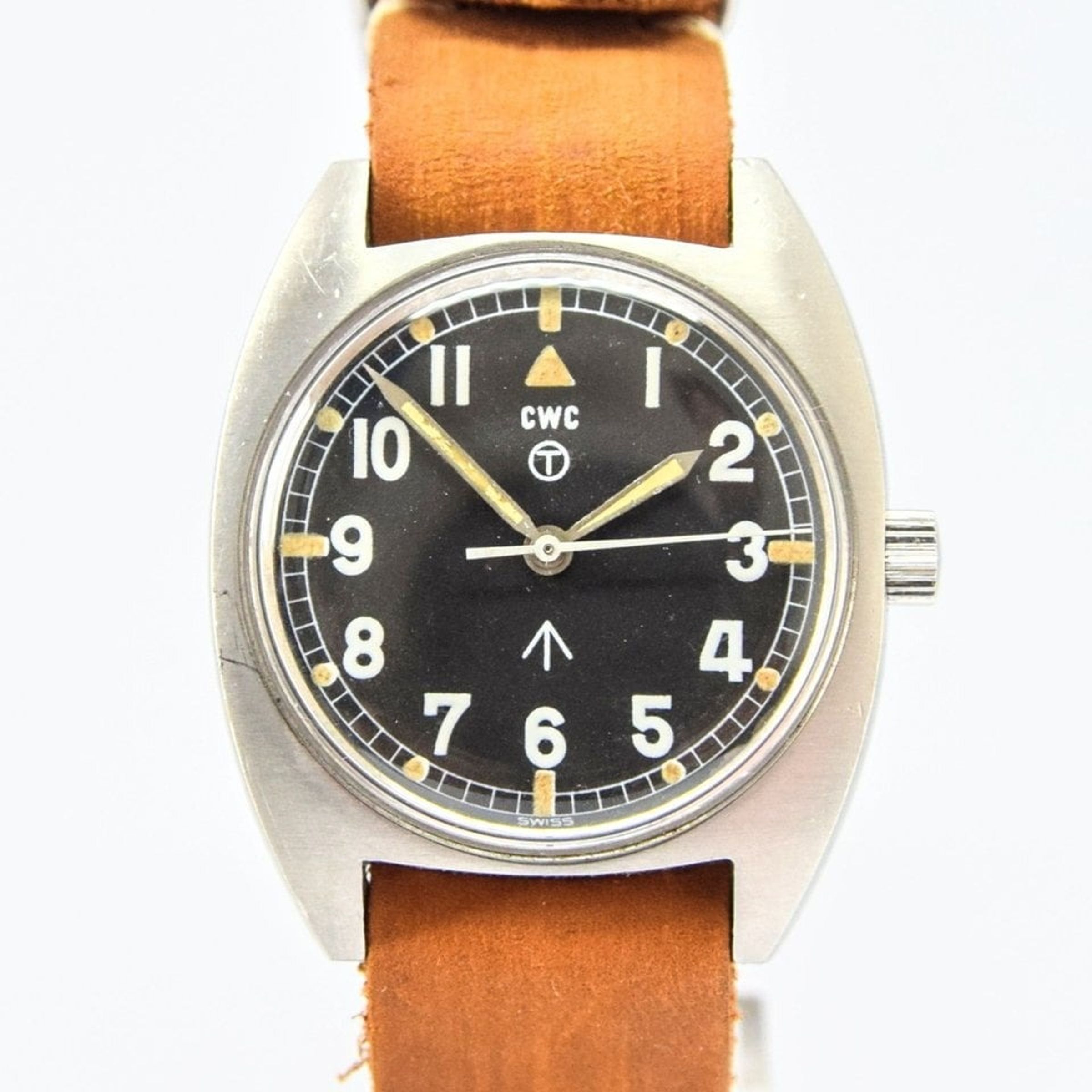CWC W10接替 Hamilton ,於 1976 年起成為英國軍錶指定供應商。