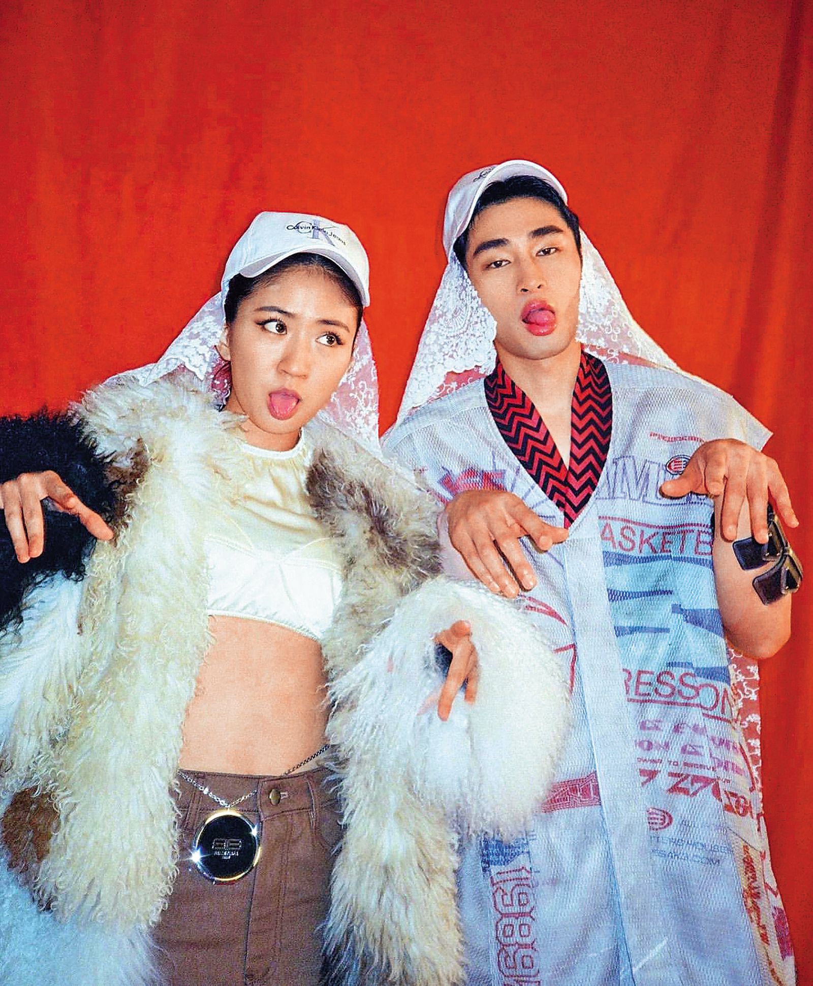 章廣辰(右)是怪怪直男,和文青女神9m88(左)頻率相通,最近終於來電,爆出戀情。(翻攝自9m88 IG)