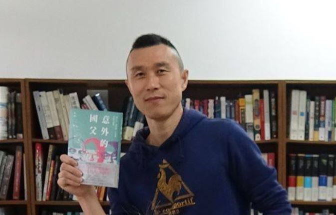 八旗文化總編輯「富察」李延賀遭判3年。（翻攝富察臉書）