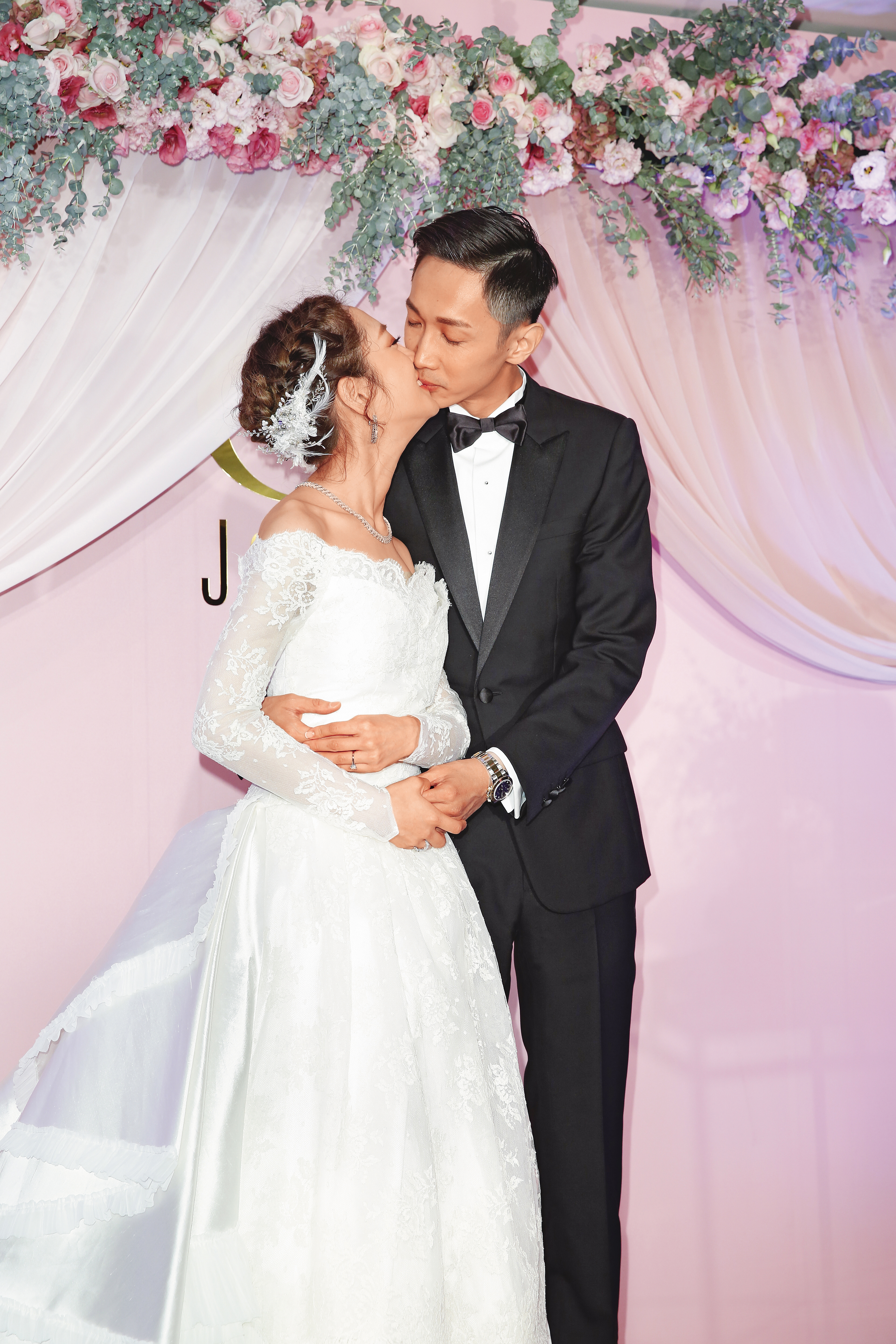 楊千霈（左）和前夫洪家傑（右）交往19天就閃婚，維持8年後離婚。