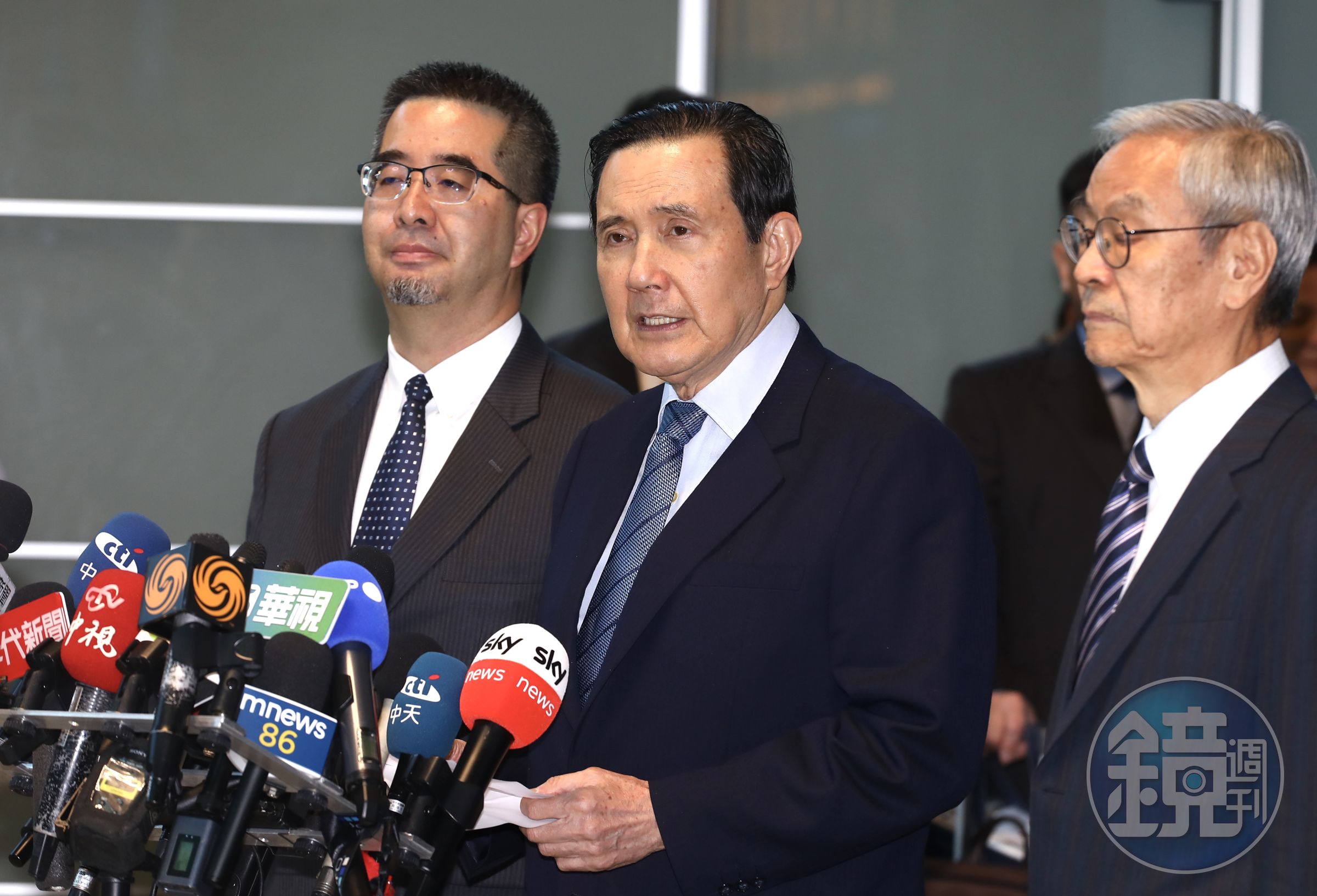 馬英九今在桃園機場發表簡短談話。