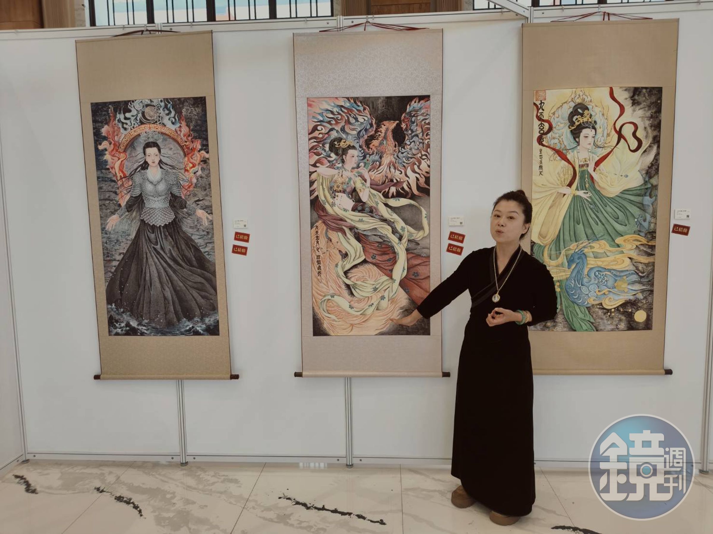 宋文琪展覽除九天玄女外，也呈現后土娘娘、天上聖母等作品，從不同女性神祇形象，呈現天、地、人以及女性神性力量的文化想像。（李育材攝）