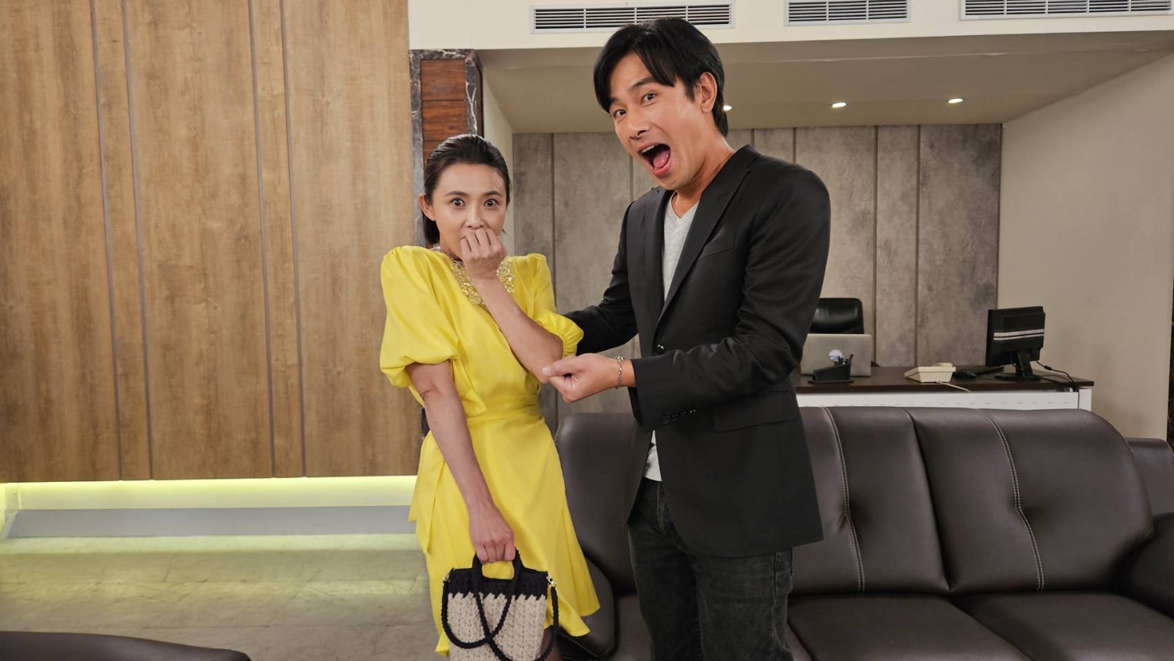 吳婉君日前遭傅子純不小心扯下她一把頭髮。（民視提供）