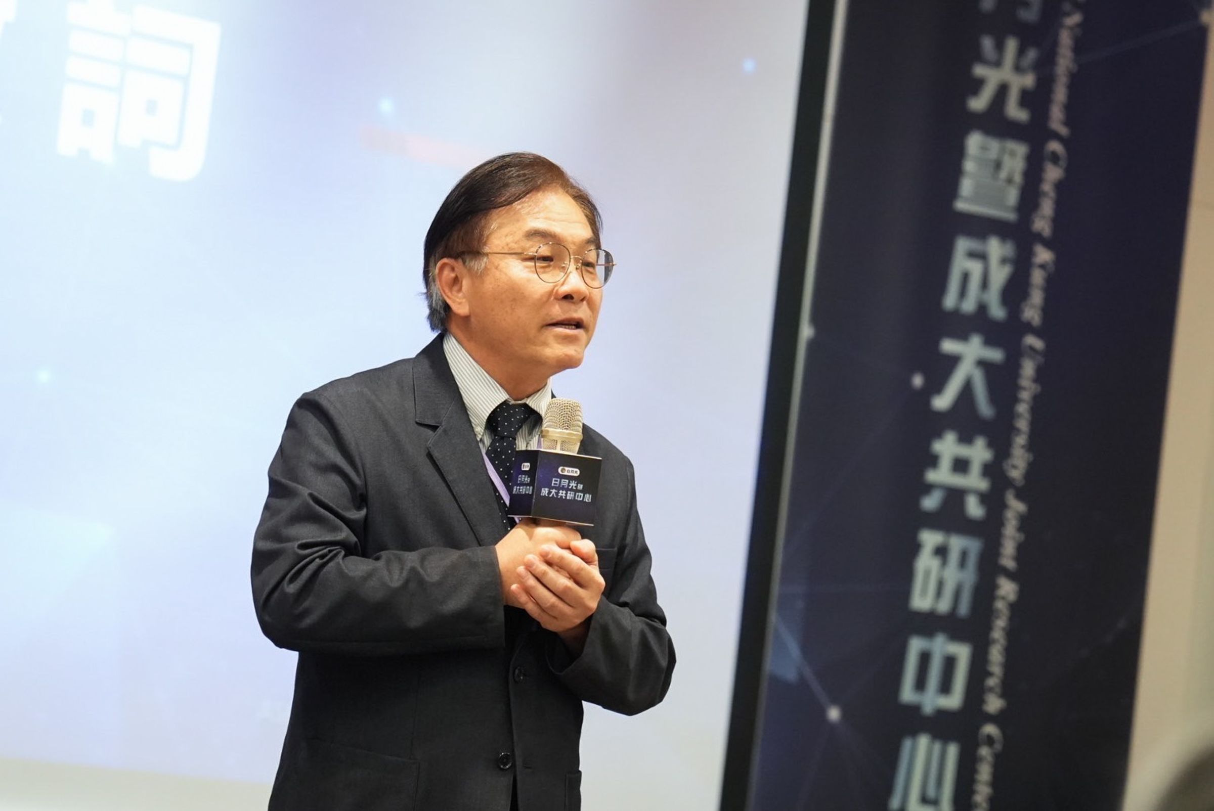 日月光李俊哲總經理表示，日月光與成大將繼續致力於能源管理解決方案的開發，優化資源使用效率，並推動異質整合先進封裝技術的持續創新與發展。（日月光提供）
