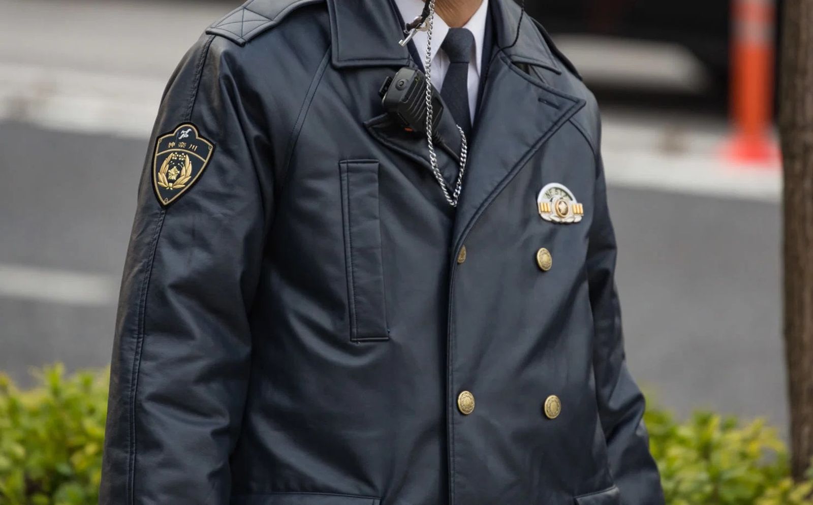 警局變砲房?29歲已婚警偷吃21歲女下屬 「深夜辦公室激戰、車震」遭抓包下場曝