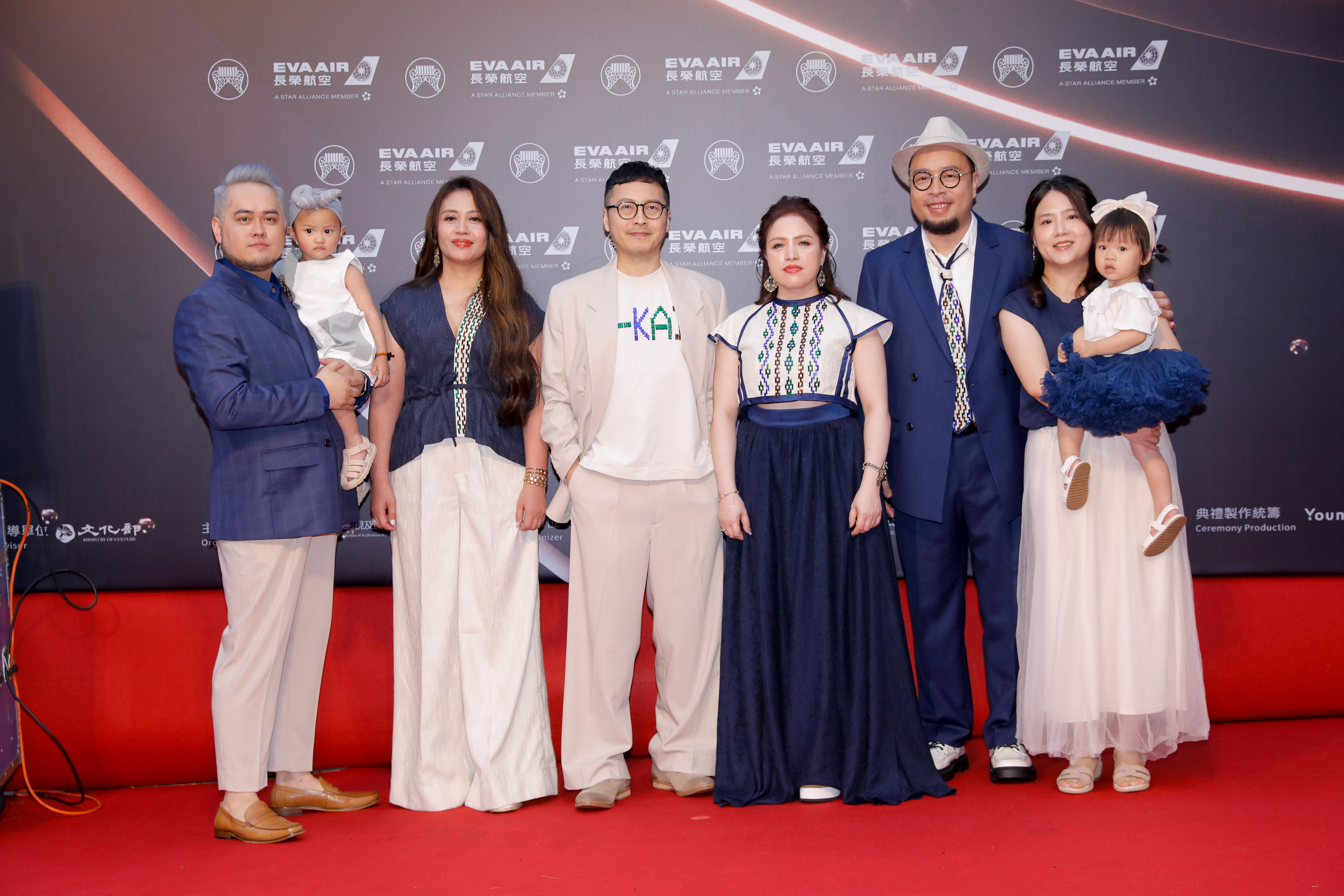 歐開合唱團獲得第35屆金曲獎最佳演唱組合獎。