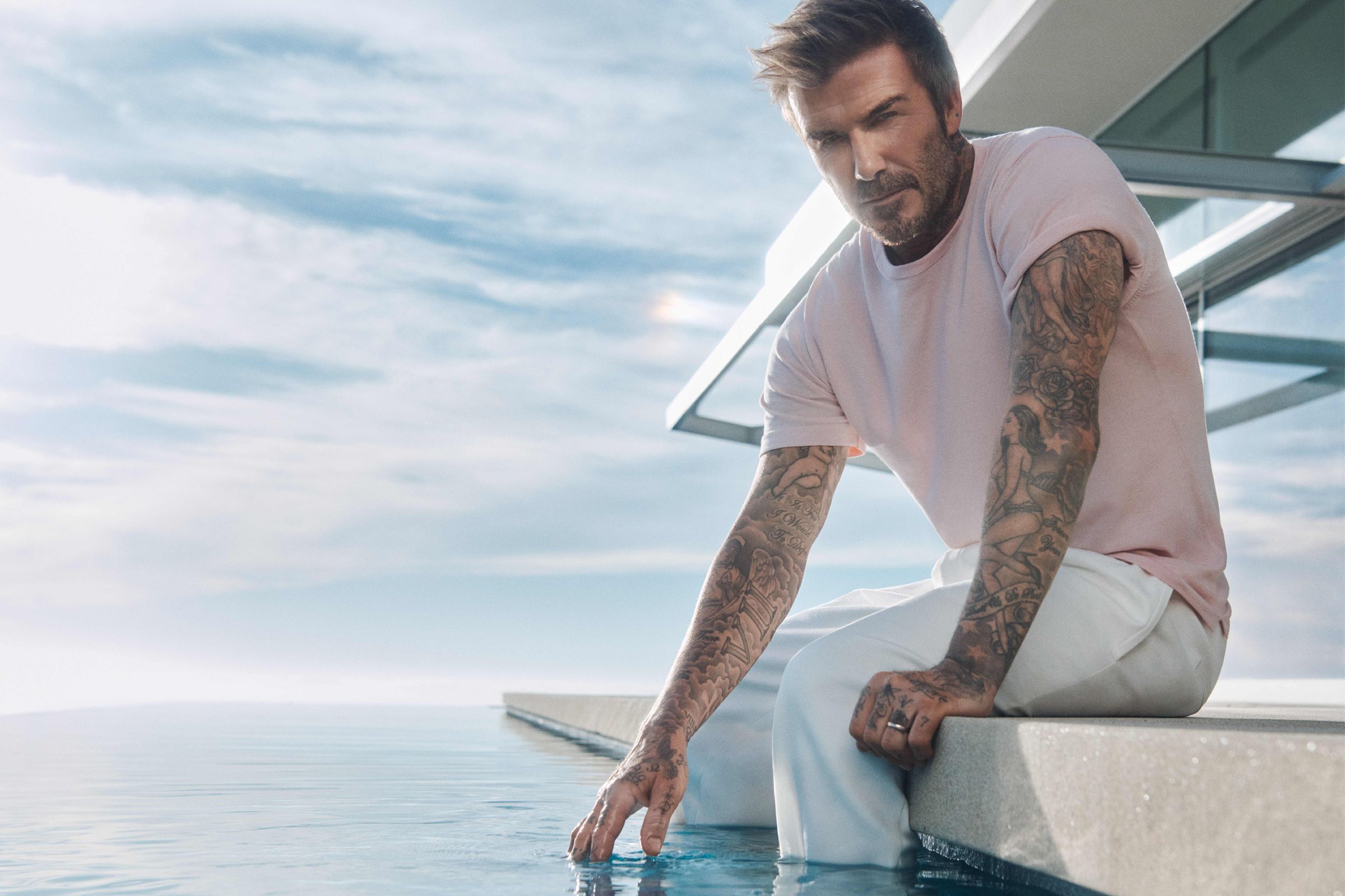 大衛貝克漢演繹BECKHAM x BOSS 2025春夏系列廣告企劃。（BOSS提供）