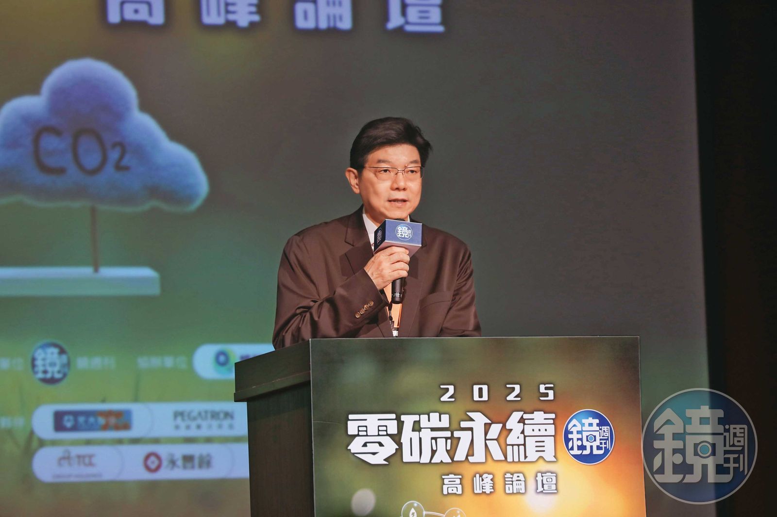 《鏡週刊》社長裴偉表示,希望透過集思廣益,一起找出企業零碳永續的經營路徑,讓台灣的經濟發展得以持續維持穩步向上的局面。