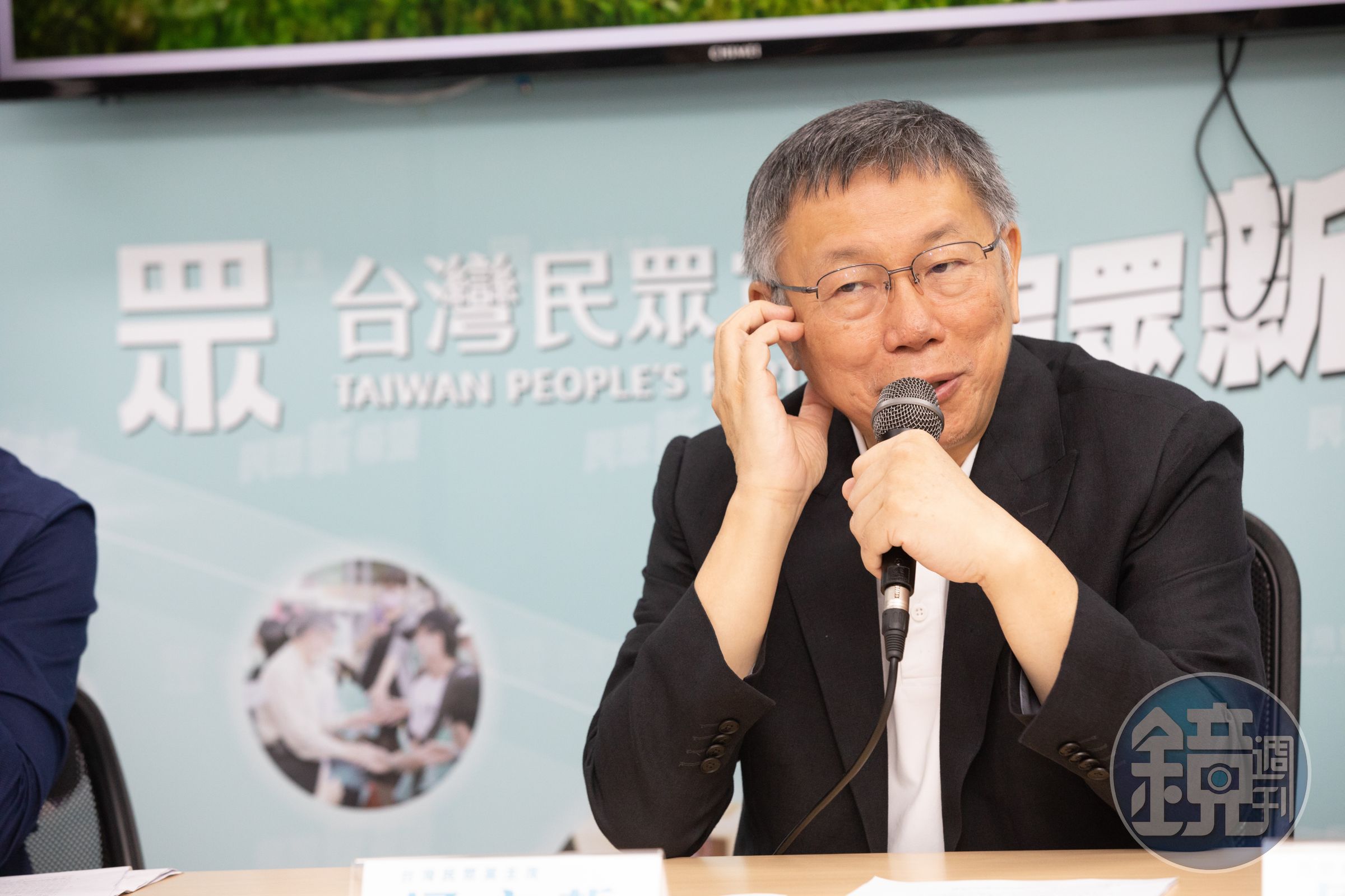 民眾黨總統參選人柯文哲經常失言，日前稱國中畢業沒有繼續升學的人吸毒機會是99倍。（本刊資料照）