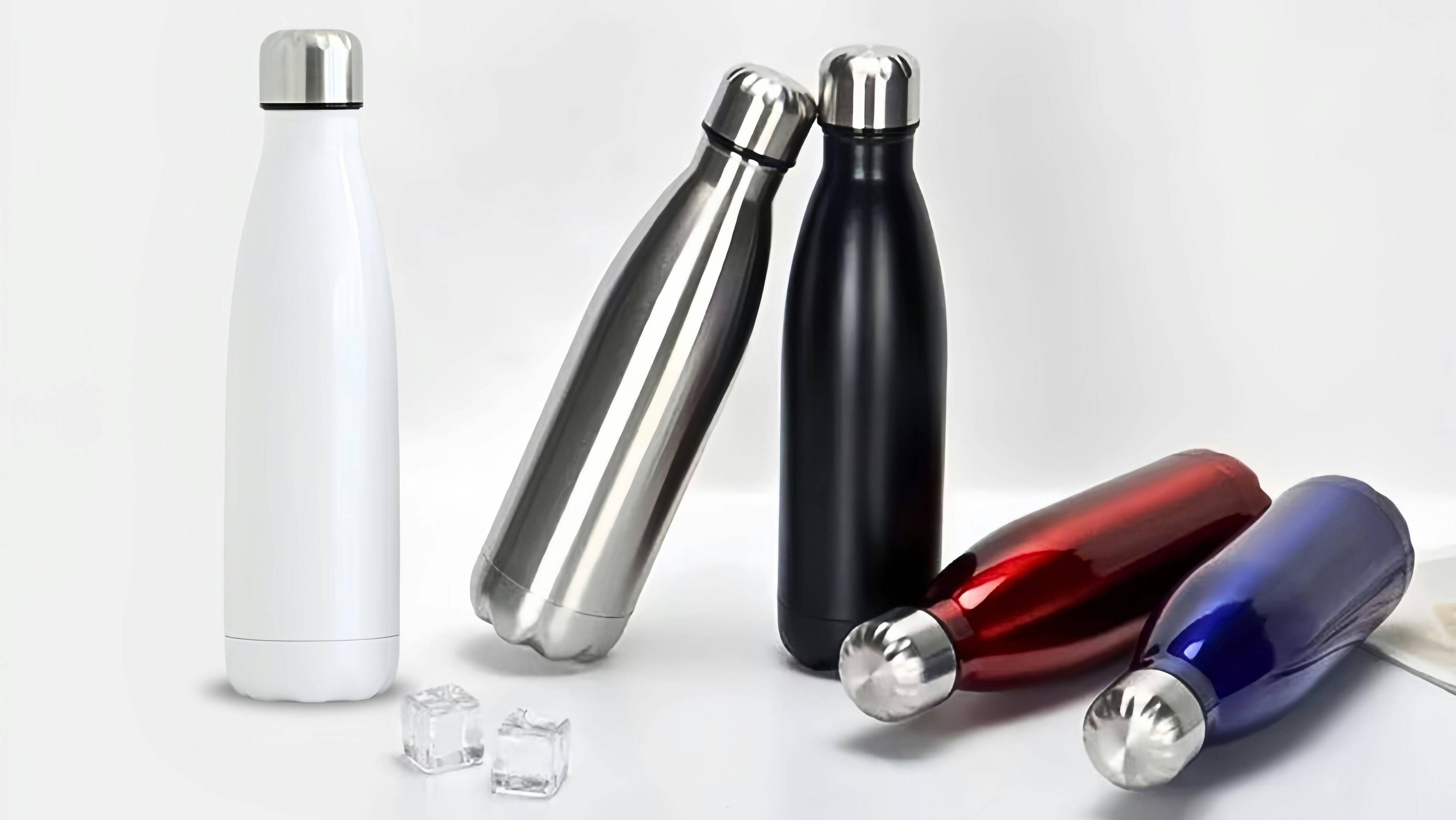 醫師提醒，若發現保溫瓶內層出現鏽蝕、刮痕、剝落、異味等情形，就應立即更換。（示意圖，翻攝unsplash）