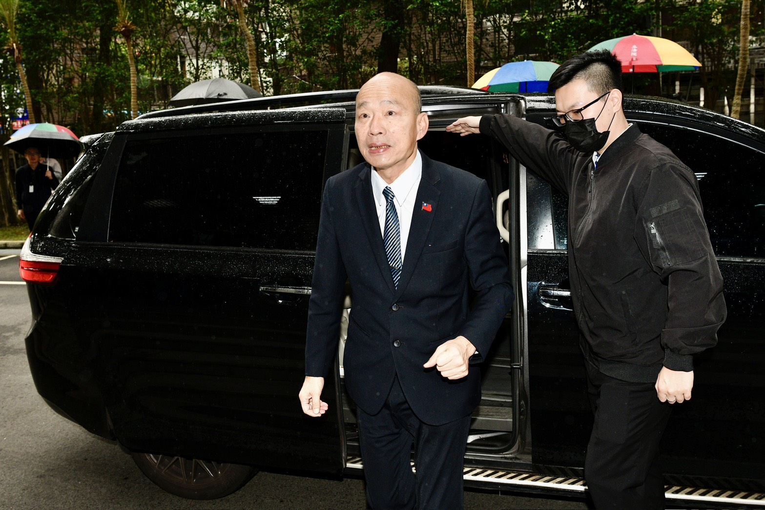 立法院長韓國瑜近日以清朝「濕紙覆面」的刑罰比喻，提醒國民黨團，必須具備敏銳的危機意識，如果判斷錯誤恐將導致四面楚歌。（鏡報李智為攝）