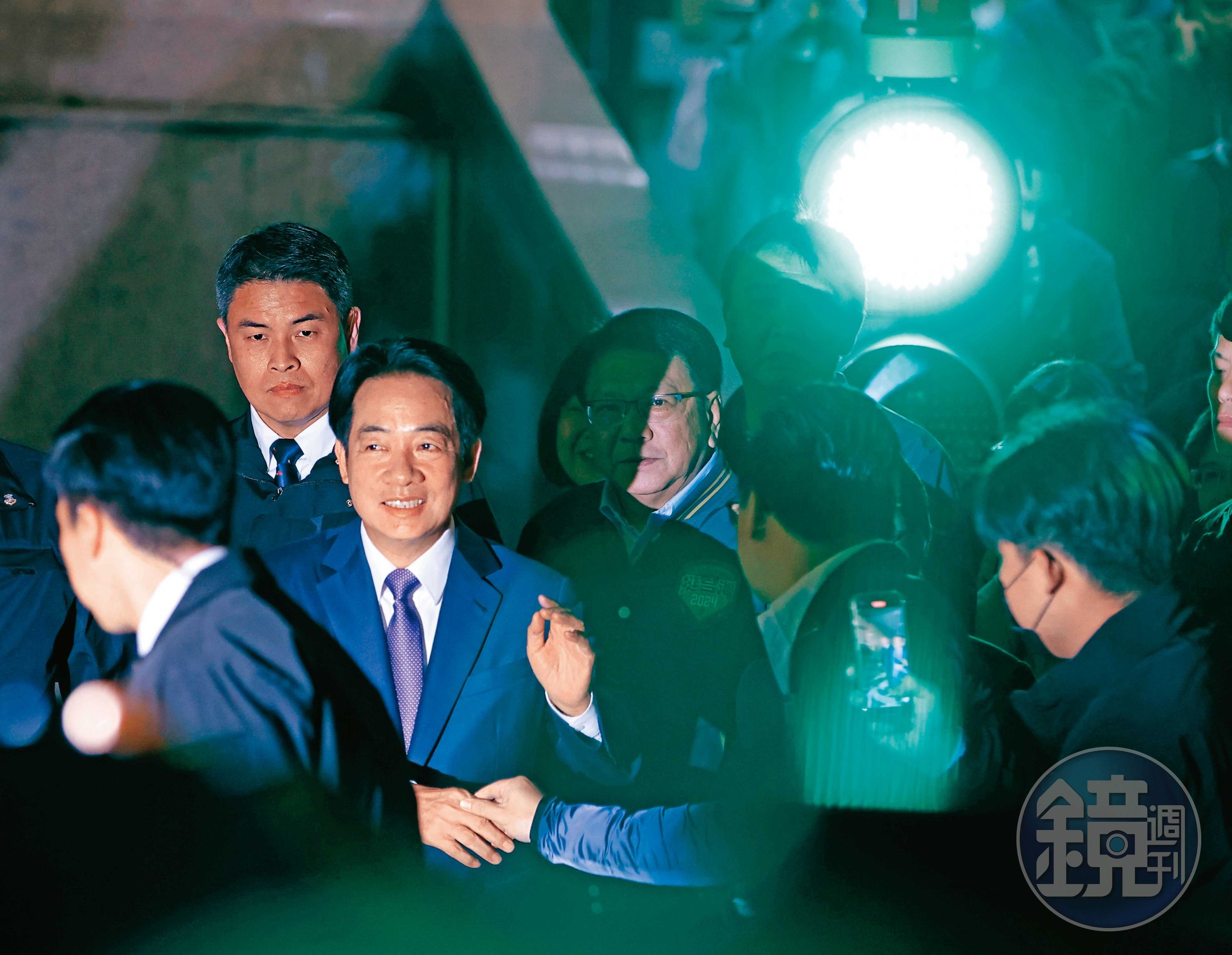 賴清德以些微差距勝選總統,但面對人才招攬、年輕票流失以及國際關係等問題仍待解決。