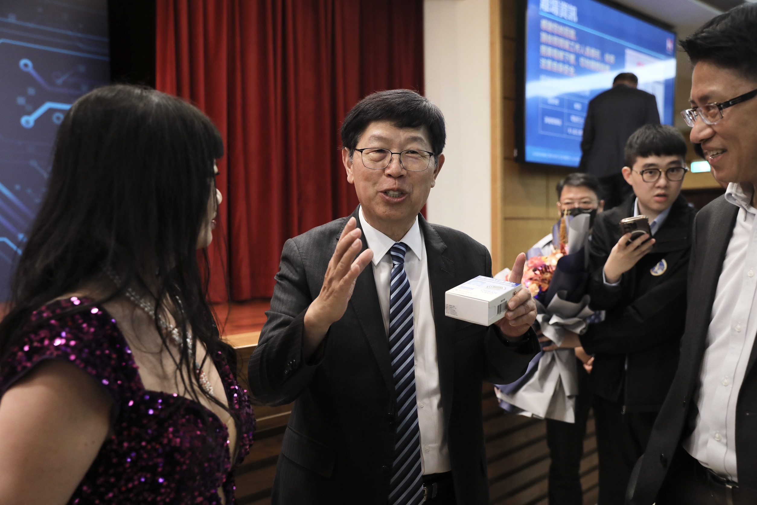 鴻海董事長劉揚偉。