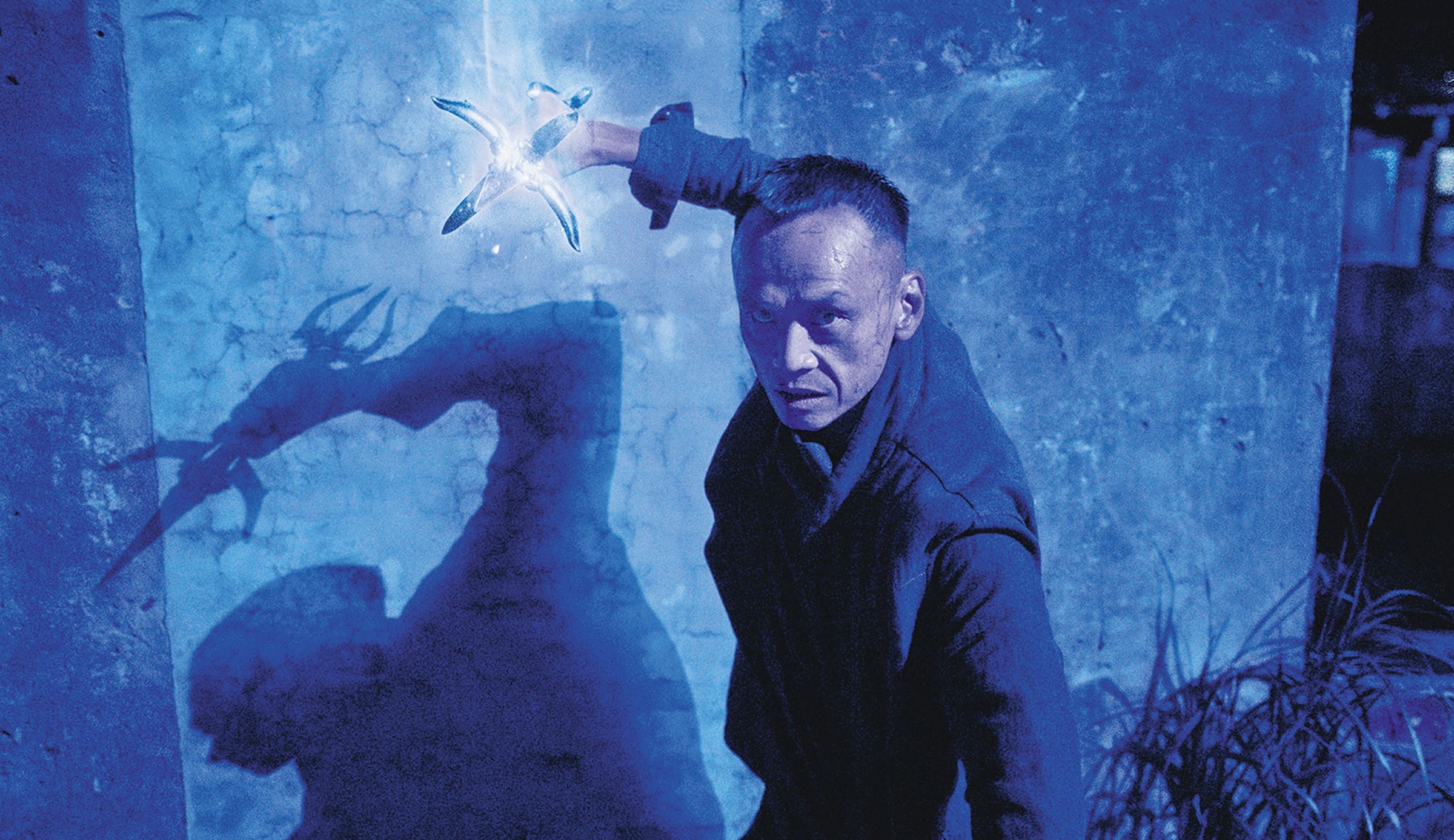 陳以文在劇中飾演受魔王控制的邪派教主陳七殺，有不少動作戲。（Netflix提供）