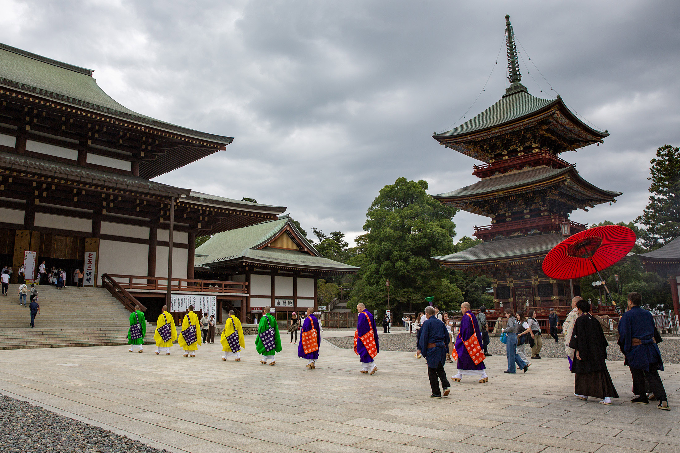 日本千葉縣成田市保留濃厚的江戶時代氛圍,這裡還有一座千年古寺,是旅人進入東京前,感受關東歷史底蘊的旅遊祕境。