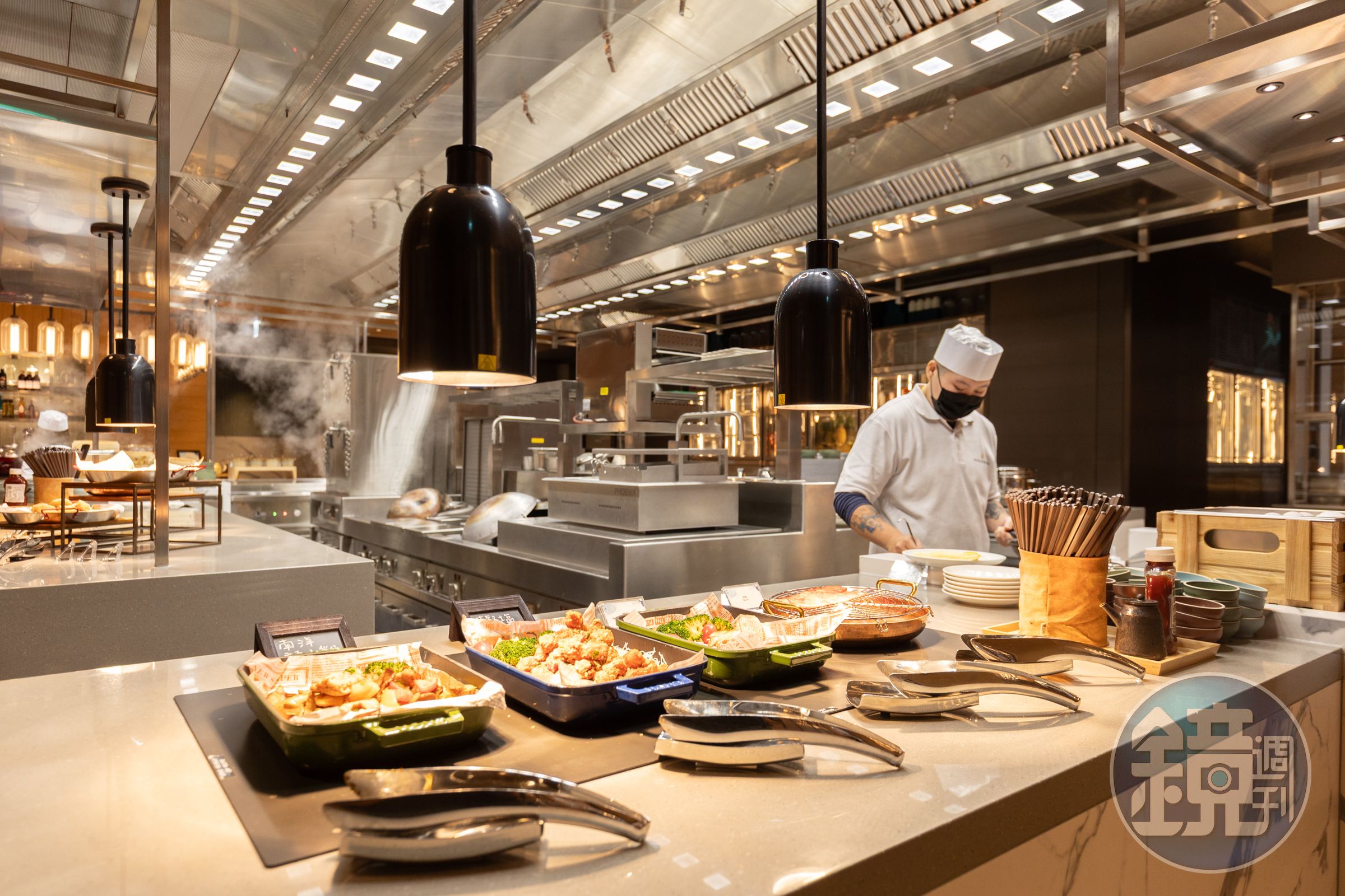全日餐廳「嶼」以北台灣在地食材體現餐桌上的季節,早餐自助吧選擇非常豐富,現煎的豬肉小餡餅、現蒸燒賣應有盡有。