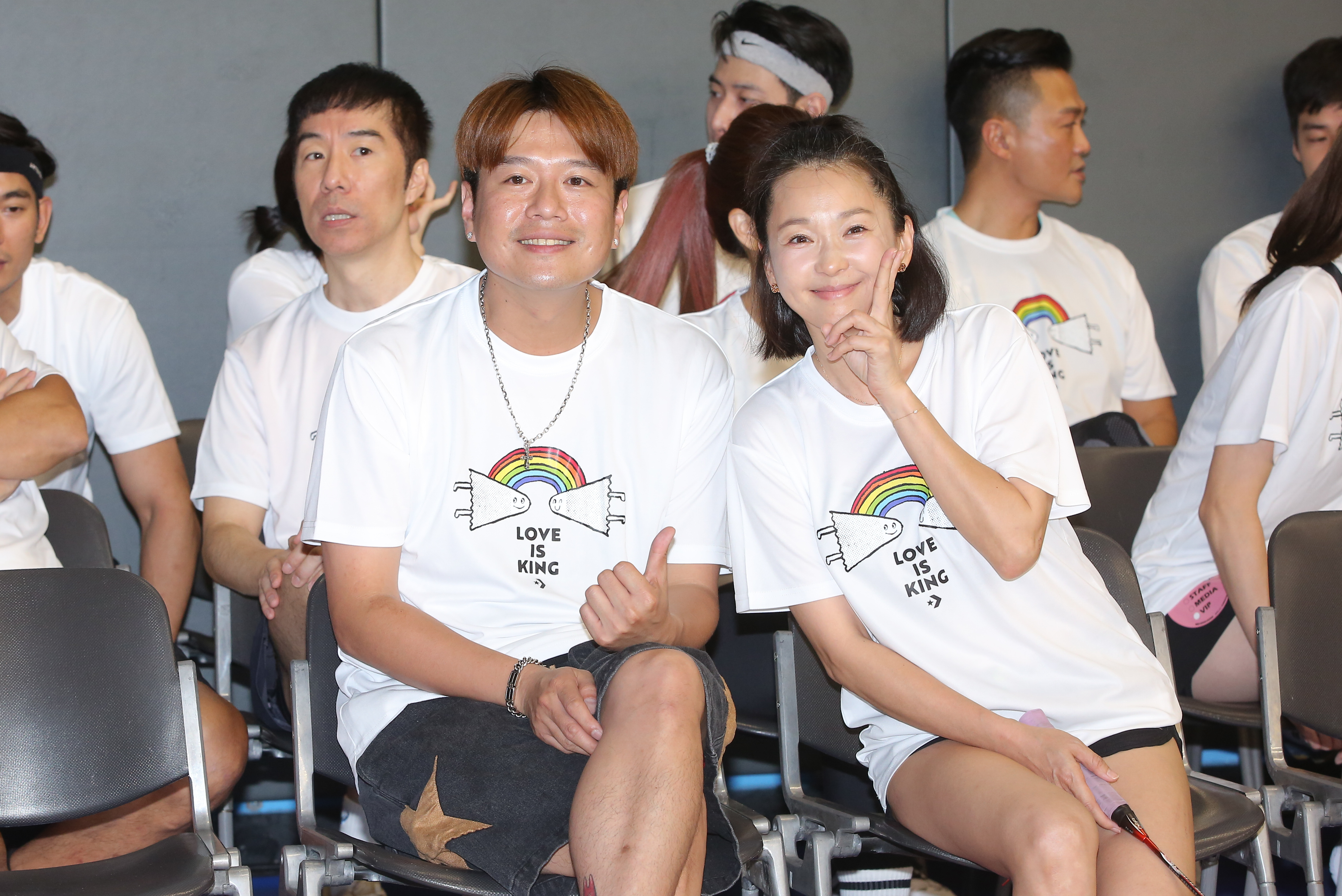 六月和李易傳婚變後首度同台。