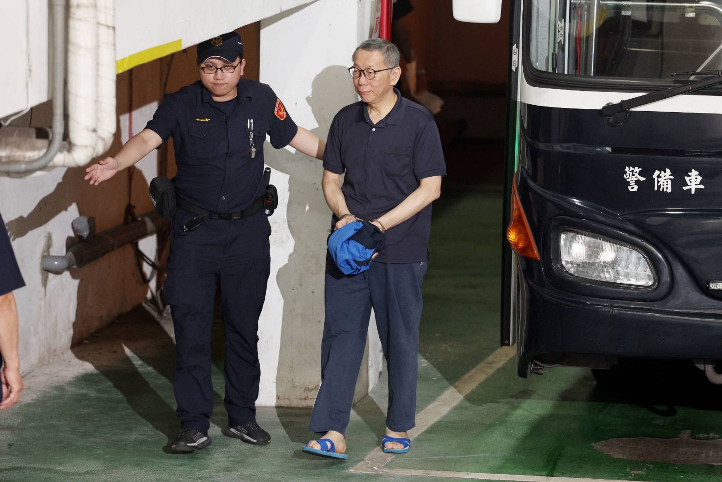 前民眾黨主席柯文哲涉京華城弊案出庭。(鏡報新聞網提供)