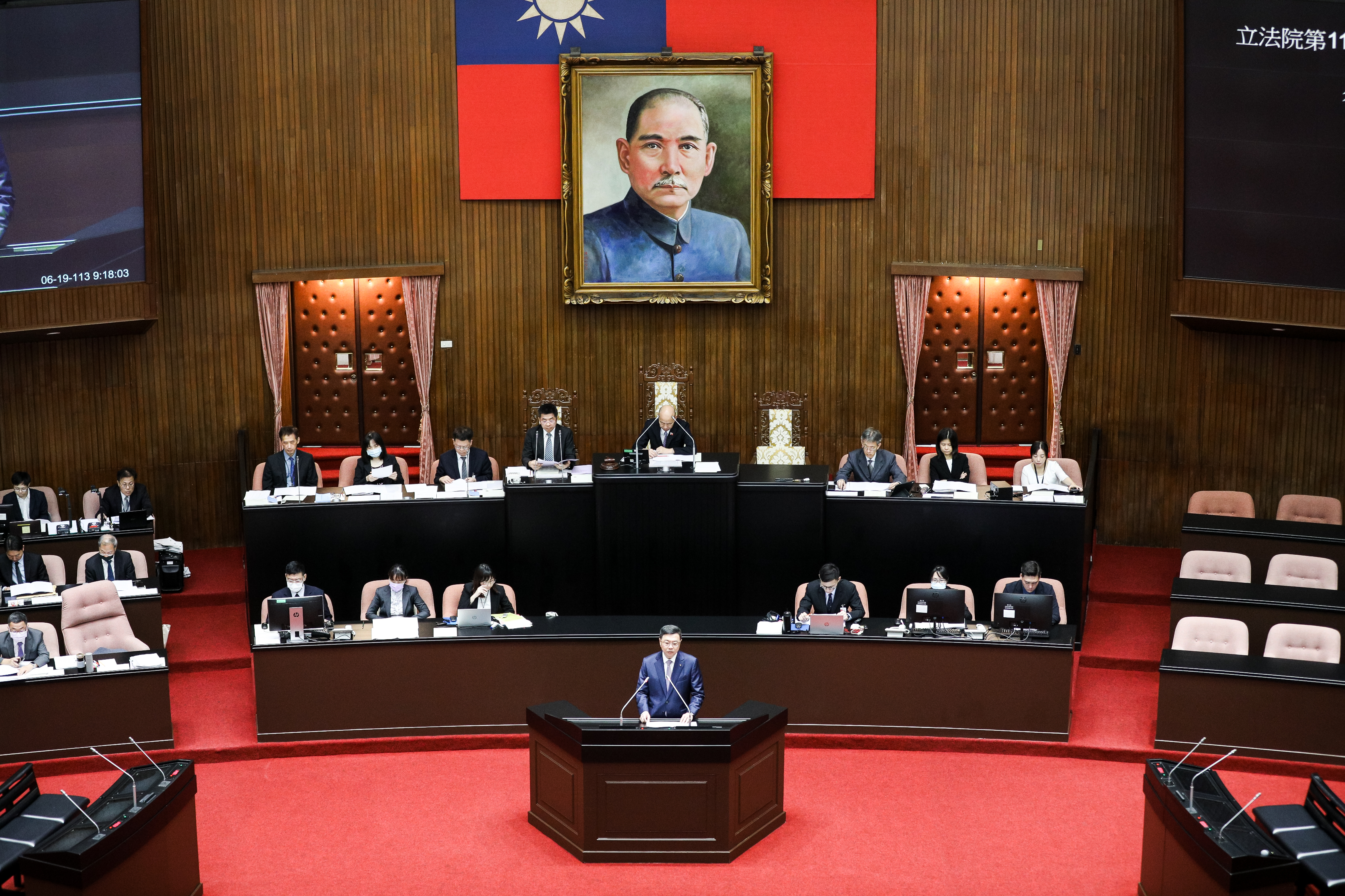 行政院長卓榮泰日前對國會改革法案提出覆議。